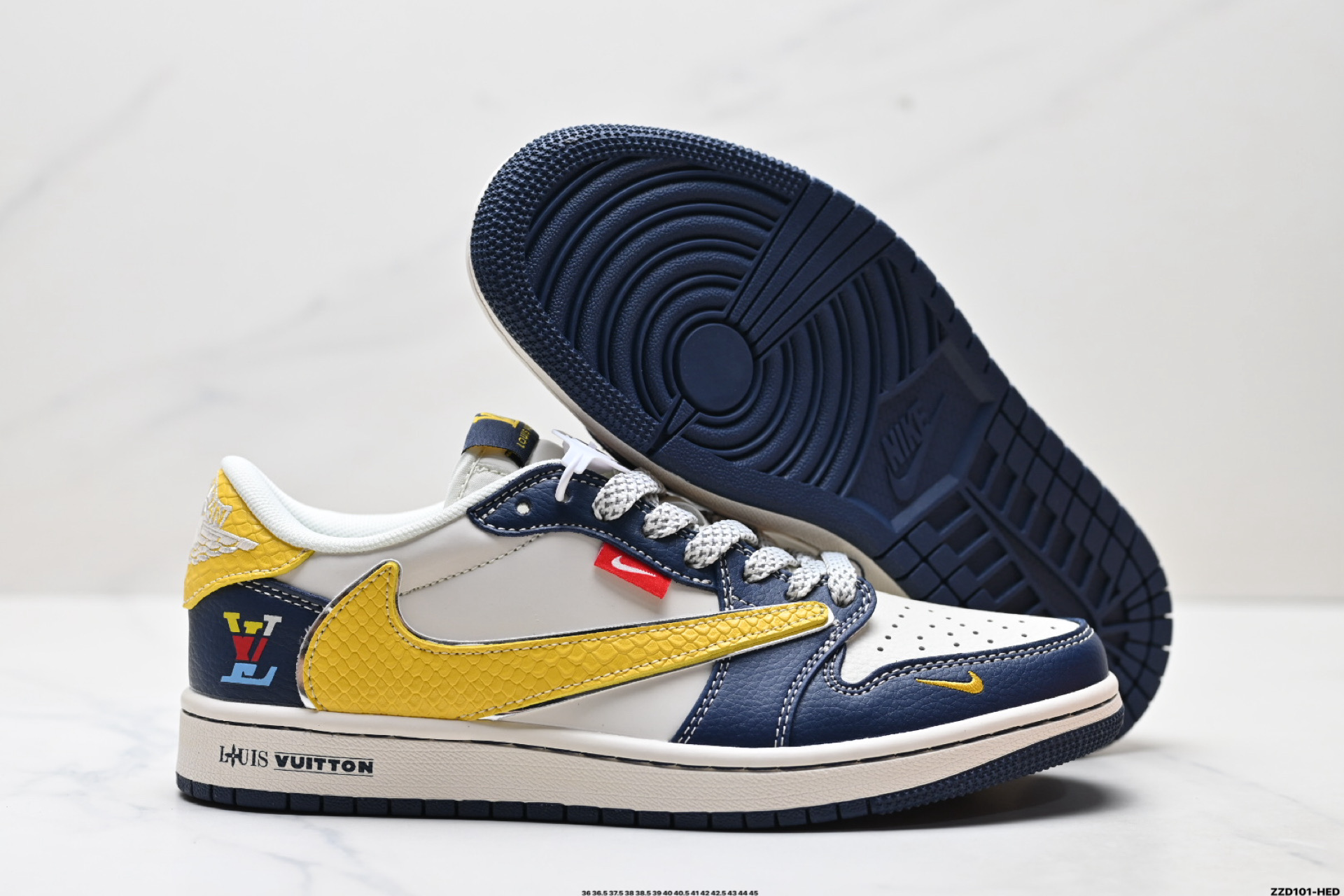 Nike Air Jordan 1 x Travis Scott AJ1倒勾 乔一倒钩 ‘DIY’定制 耐克 低帮文化篮球鞋  HS8068-040-莆田鞋,莆田鞋货源,高仿鞋,高仿鞋货源,安福档口,莆田高仿鞋,莆田鞋批发,高仿鞋批发,莆田高仿运动鞋,高仿运动鞋,莆田运动鞋 Nike Air Jordan 1 x Travis Scott AJ1倒勾 乔一倒钩 ‘DIY’定制 耐克 低帮文化篮球鞋  HS8068-040