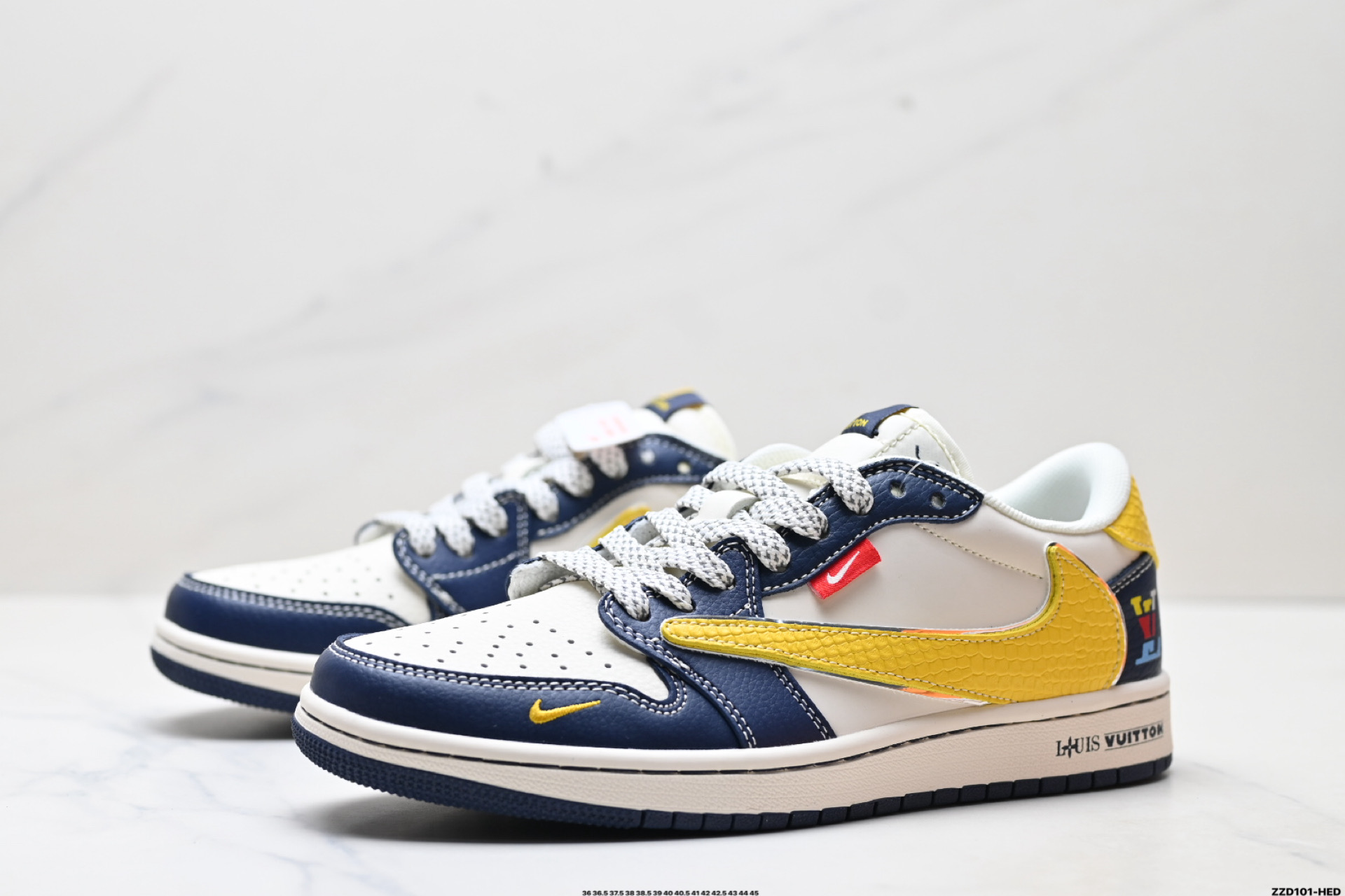 Nike Air Jordan 1 x Travis Scott AJ1倒勾 乔一倒钩 ‘DIY’定制 耐克 低帮文化篮球鞋  HS8068-040-莆田鞋,莆田鞋货源,高仿鞋,高仿鞋货源,安福档口,莆田高仿鞋,莆田鞋批发,高仿鞋批发,莆田高仿运动鞋,高仿运动鞋,莆田运动鞋 Nike Air Jordan 1 x Travis Scott AJ1倒勾 乔一倒钩 ‘DIY’定制 耐克 低帮文化篮球鞋  HS8068-040