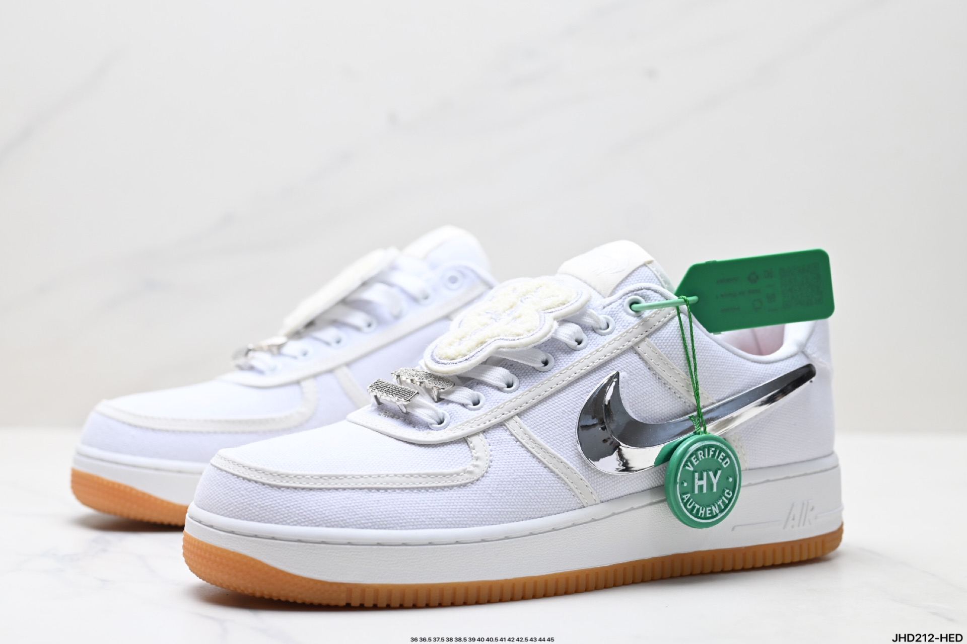 NIKE AIR FORCE 1‘07  AQ4211-100