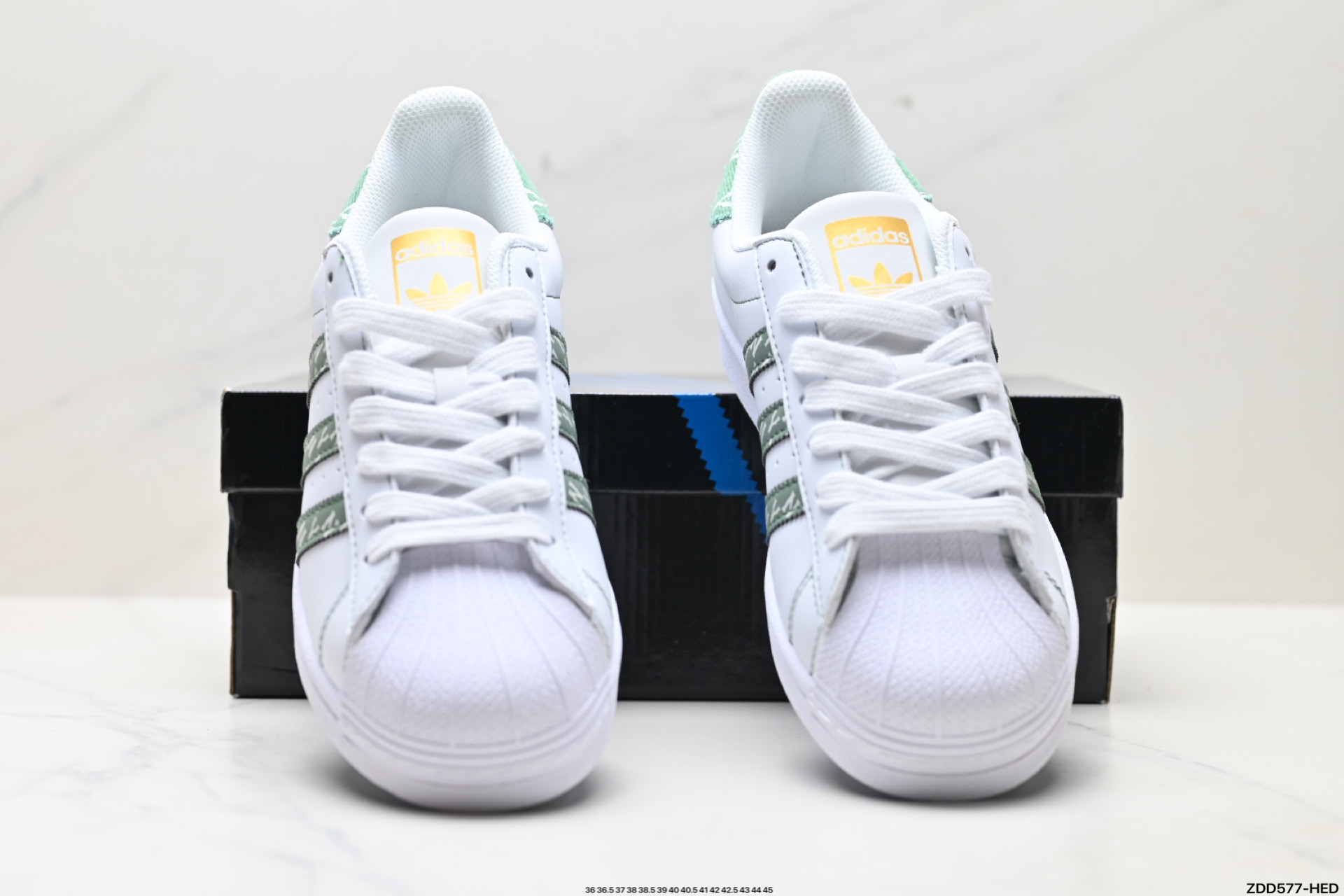 Adidas Originals Superstar MLB Like ZDD577-HED Zapatillas Casual para Hombre 8 i1753806008242 6541 0 6