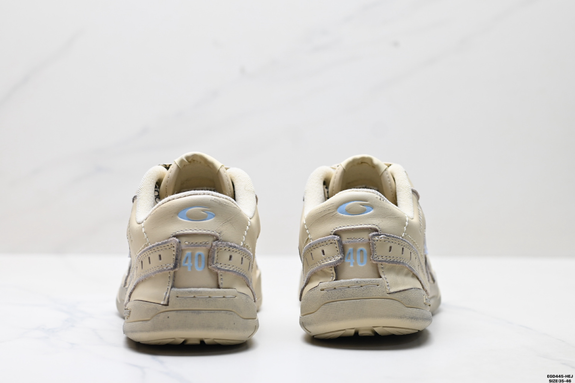 Balenciaga巴黎世家 Hamptons Worn-Out 圆头系带做旧低帮板鞋 841765 WCURS 3120