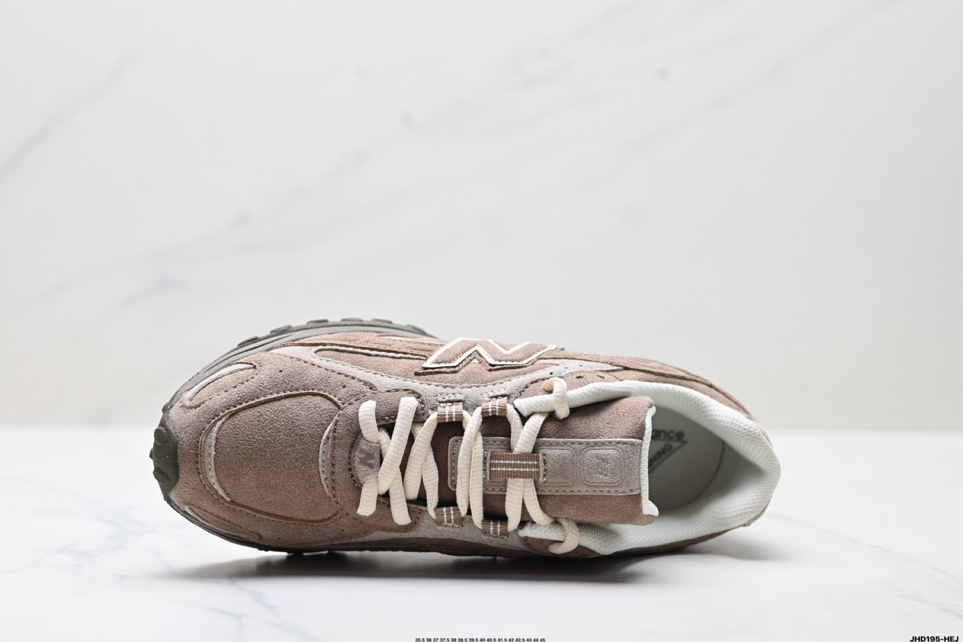 200 New Balance 204L系列 新百伦 薄底鞋 薄底皮质鞋带德训系 减震耐磨包裹性支撑轻便 低帮 生活休闲鞋 U204LMMA