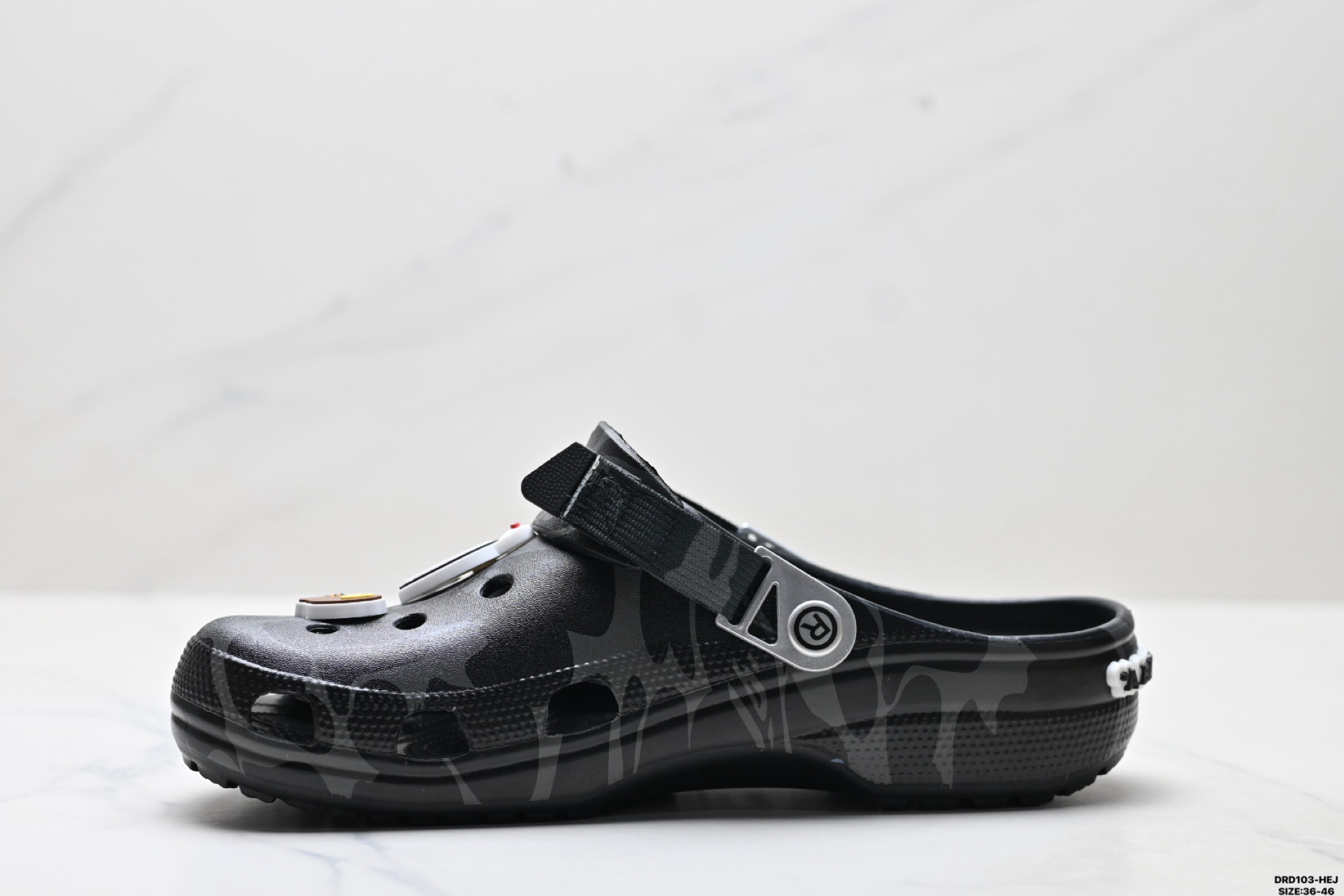 Bape x Crocs Classic Clog卡骆驰休闲沙滩洞洞拖鞋凉鞋