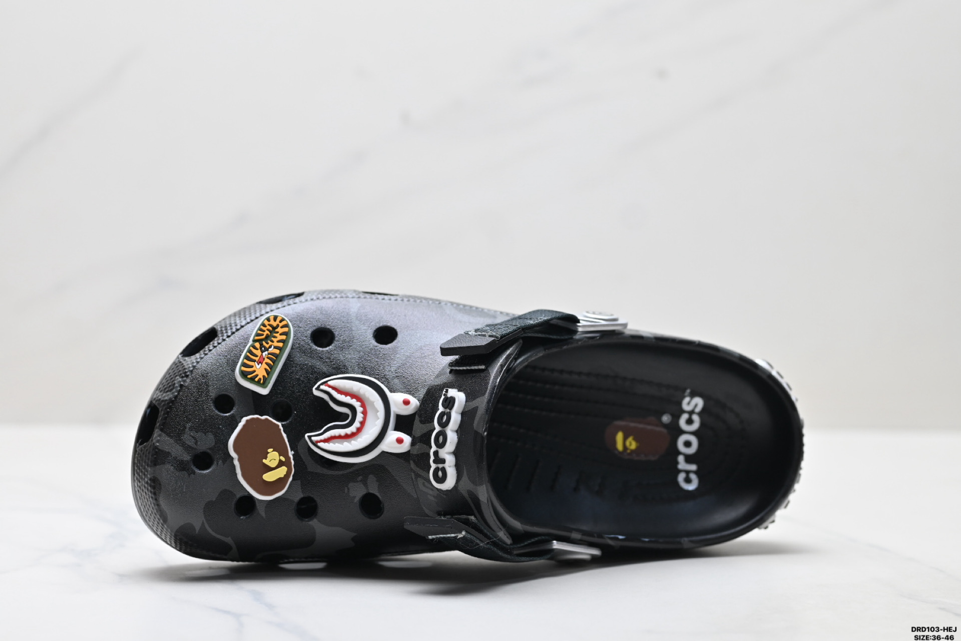 Bape x Crocs Classic Clog卡骆驰休闲沙滩洞洞拖鞋凉鞋