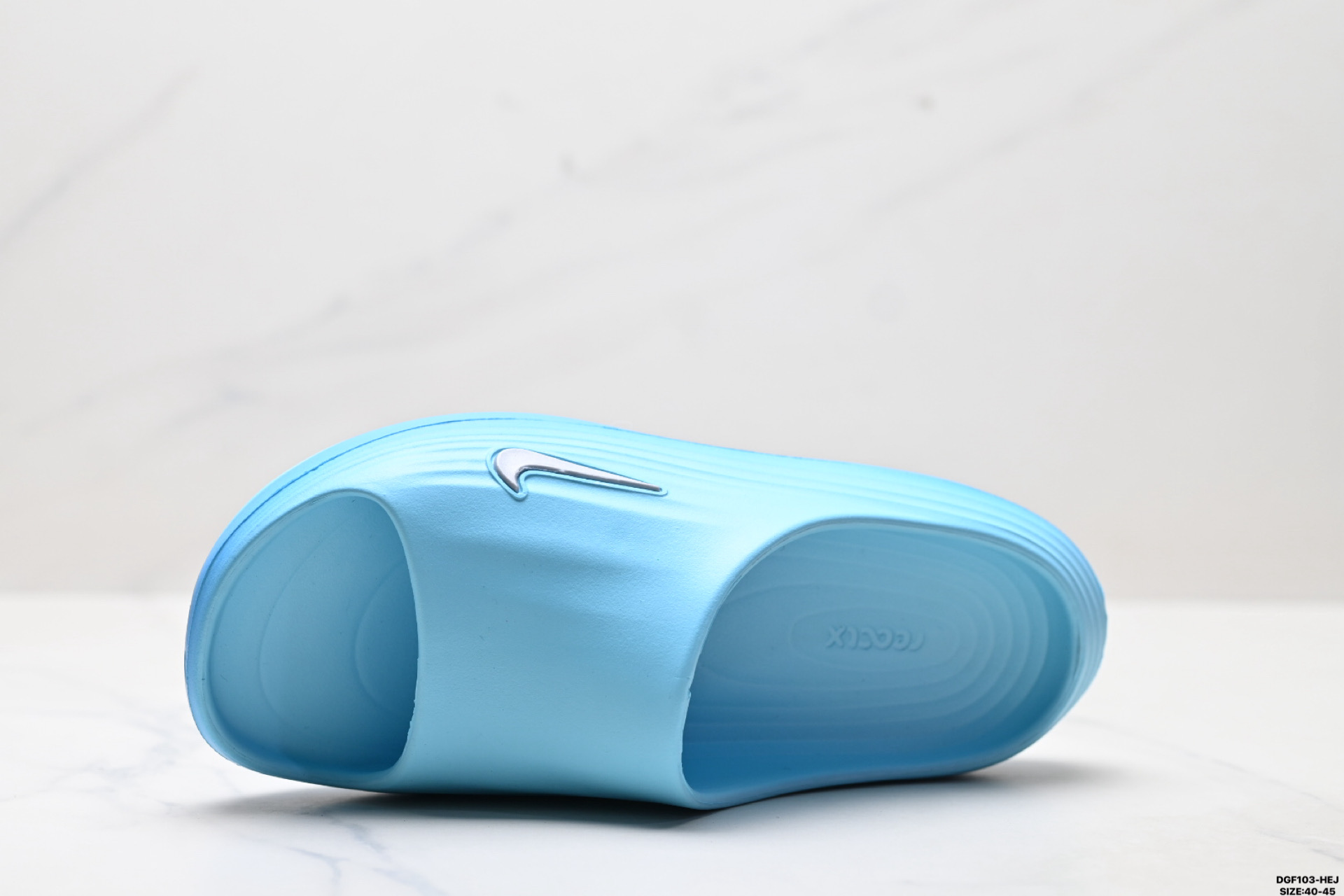 Nike ReactX REJUVEN8 Slide耐克 简约舒适 洞洞鞋  HV4479-400