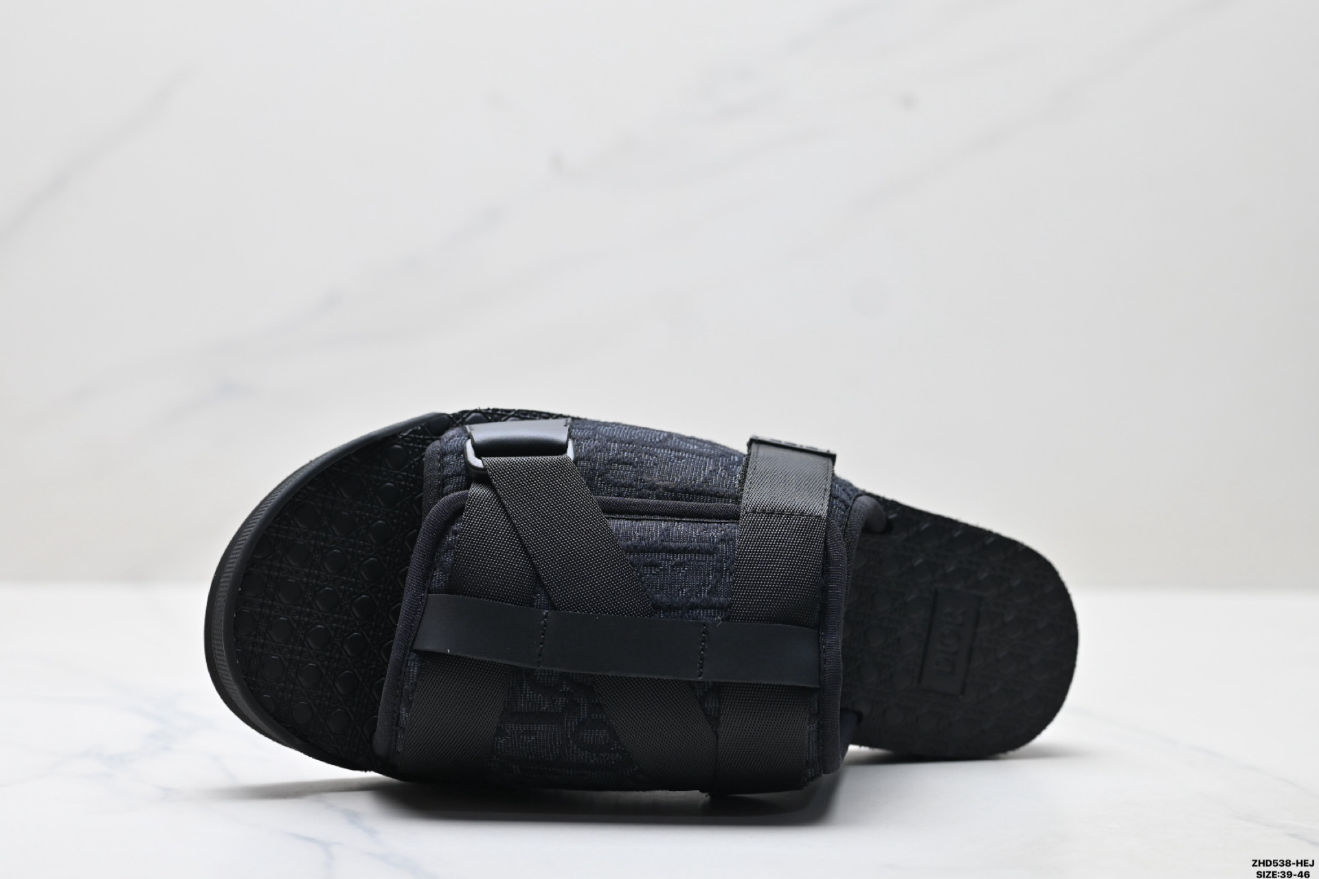 纯原DIOR迪奥 Alpha Oblique 印花时尚拖鞋 致敬运动风格经典标识