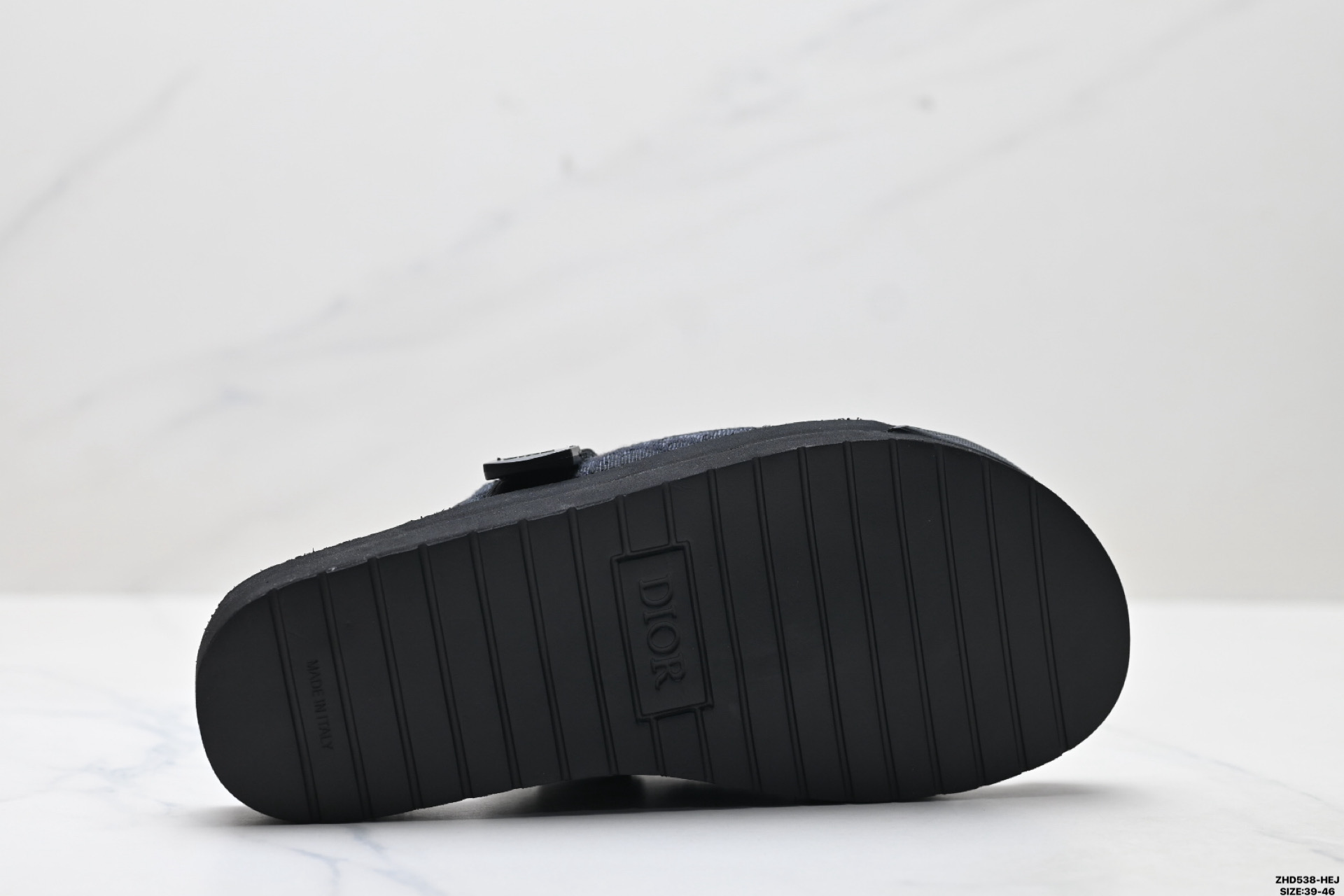 纯原DIOR迪奥 Alpha Oblique 印花时尚拖鞋 致敬运动风格经典标识