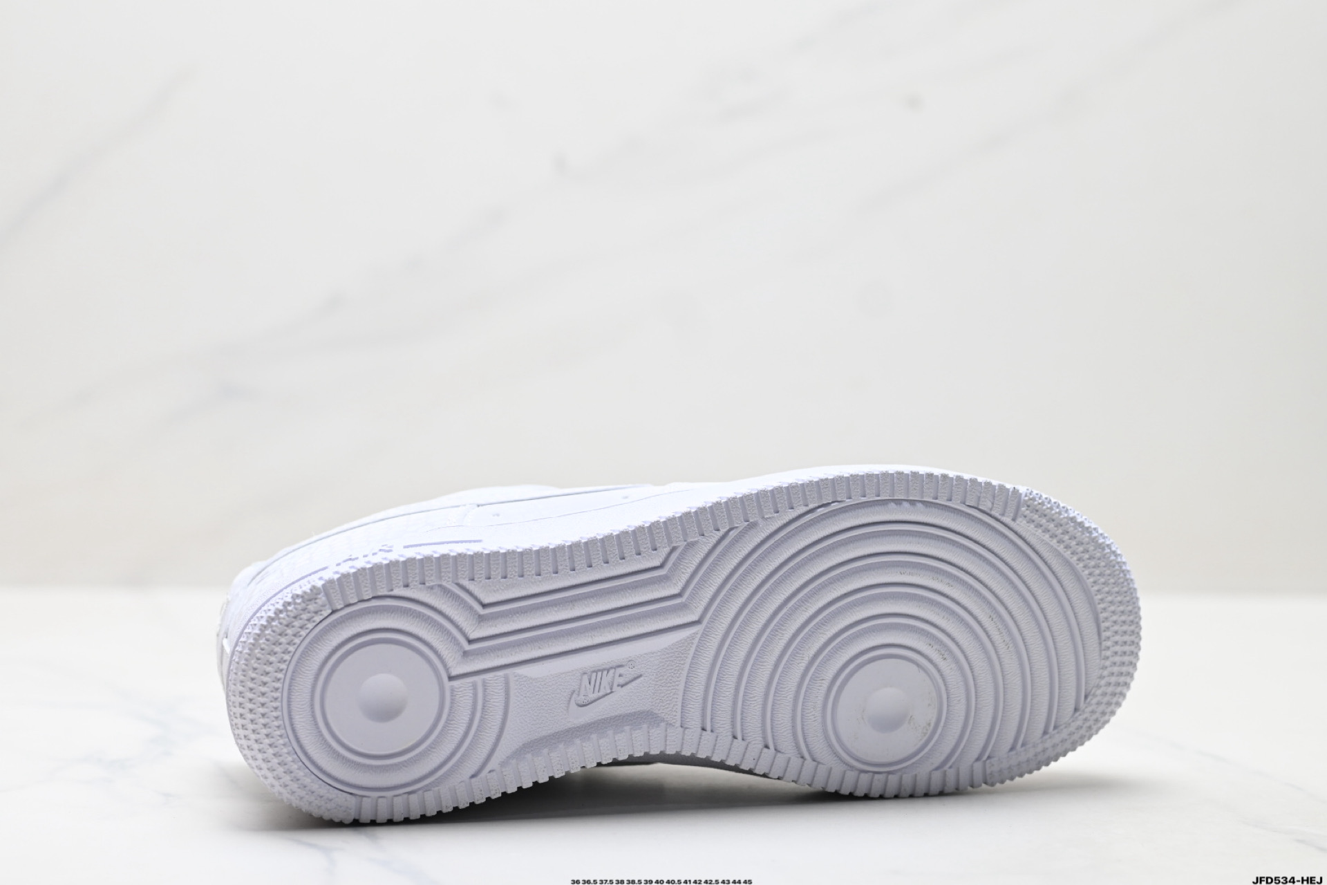 NIKE AIR FORCE 1‘07 IB0018-100-莆田鞋,莆田鞋货源,高仿鞋,高仿鞋货源,安福档口,莆田高仿鞋,莆田鞋批发,高仿鞋批发,莆田高仿运动鞋,高仿运动鞋,莆田运动鞋 NIKE AIR FORCE 1‘07 IB0018-100