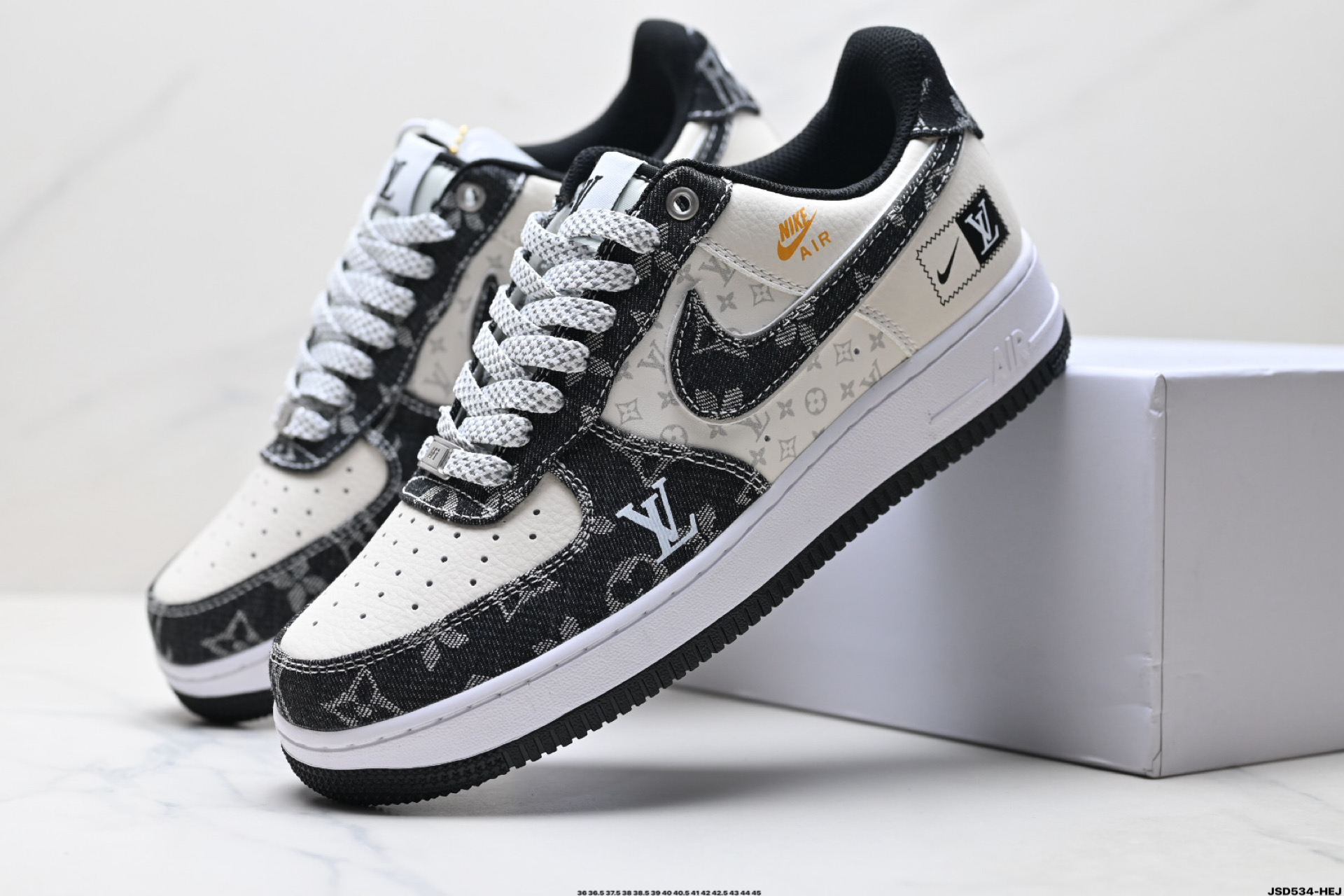 NIKE AIR FORCE 1'07 LV8  CW2288-111