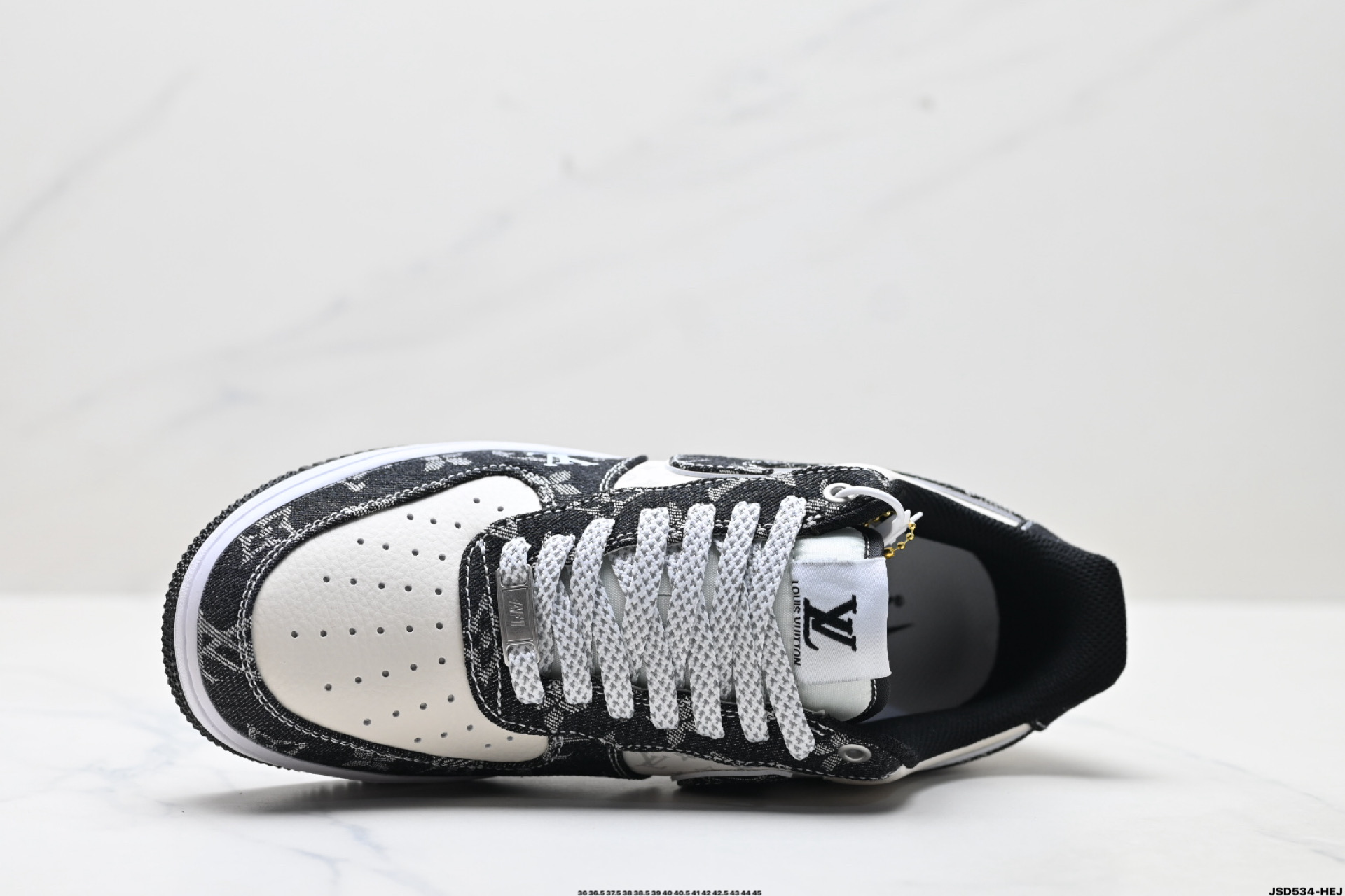 NIKE AIR FORCE 1'07 LV8  CW2288-111