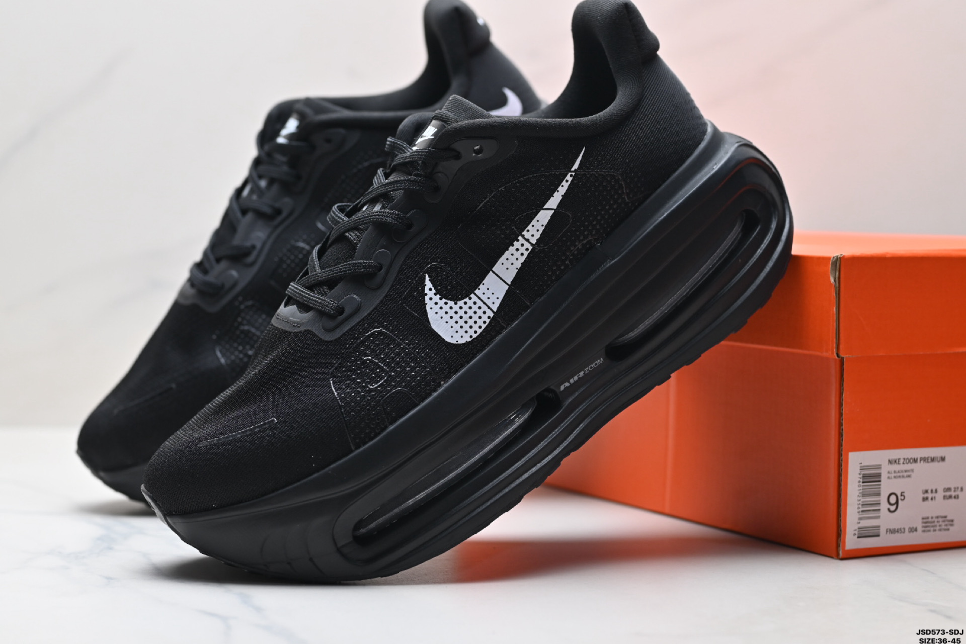 Nike VOMERO PREMIUM 耐克 舒适减震防滑 低帮跑步鞋 FN8453-004-莆田鞋,莆田鞋货源,高仿鞋,高仿鞋货源,安福档口,莆田高仿鞋,莆田鞋批发,高仿鞋批发,莆田高仿运动鞋,高仿运动鞋,莆田运动鞋 Nike VOMERO PREMIUM 耐克 舒适减震防滑 低帮跑步鞋 FN8453-004