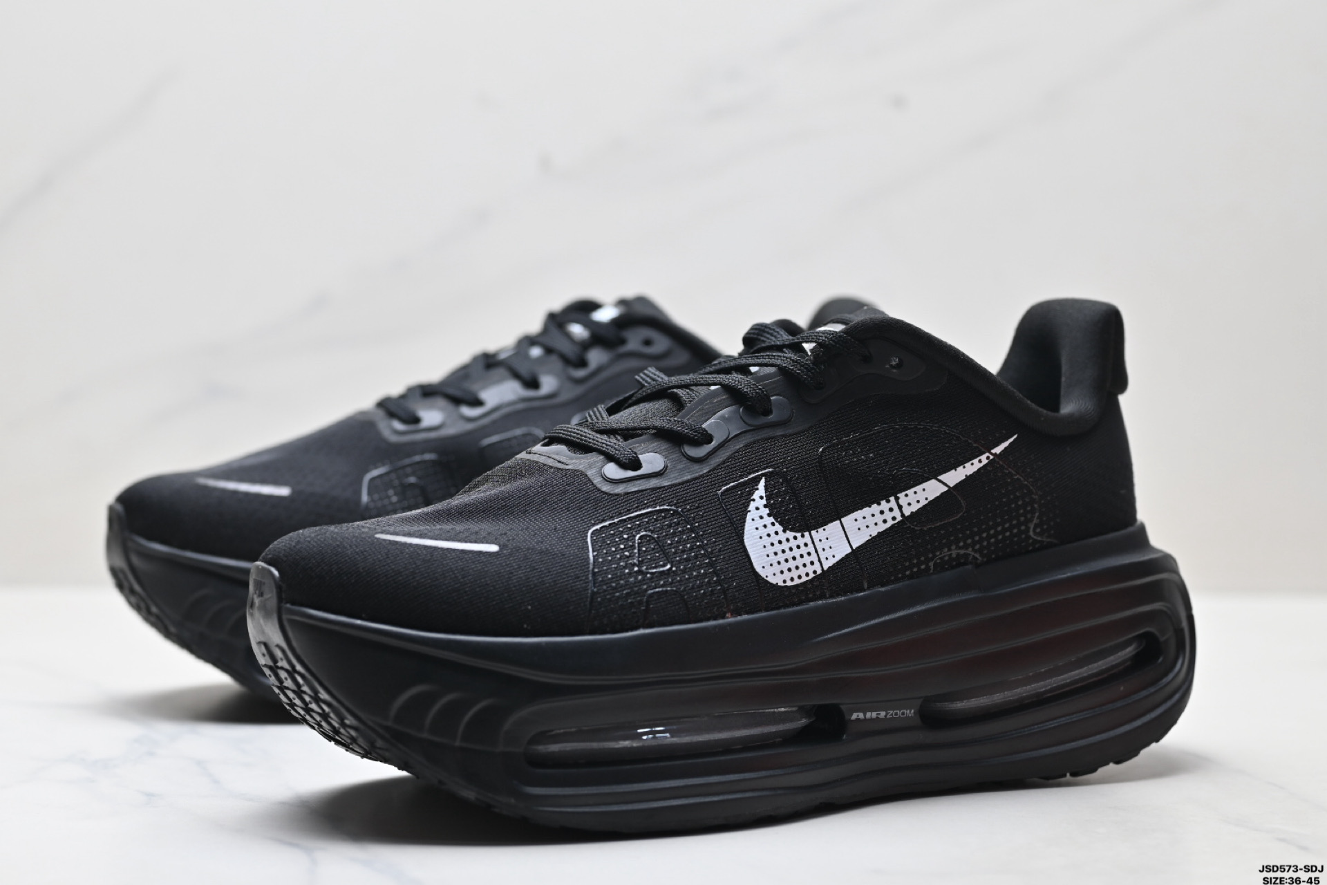 Nike VOMERO PREMIUM 耐克 舒适减震防滑 低帮跑步鞋 FN8453-004-莆田鞋,莆田鞋货源,高仿鞋,高仿鞋货源,安福档口,莆田高仿鞋,莆田鞋批发,高仿鞋批发,莆田高仿运动鞋,高仿运动鞋,莆田运动鞋 Nike VOMERO PREMIUM 耐克 舒适减震防滑 低帮跑步鞋 FN8453-004