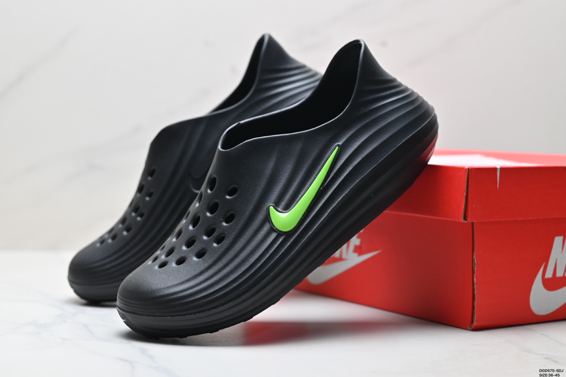 Nike ReactX REJUVEN8: Comodidad y estilo en una sandalia única 6 i1753980187328 623 0 4