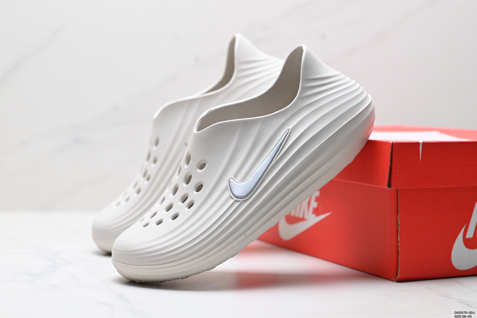 Nike ReactX REJUVEN8 Sandalias Naranja Minimalistas y Cómodas para Hombre y Mujer 9 i1753980200811 1926 0 4
