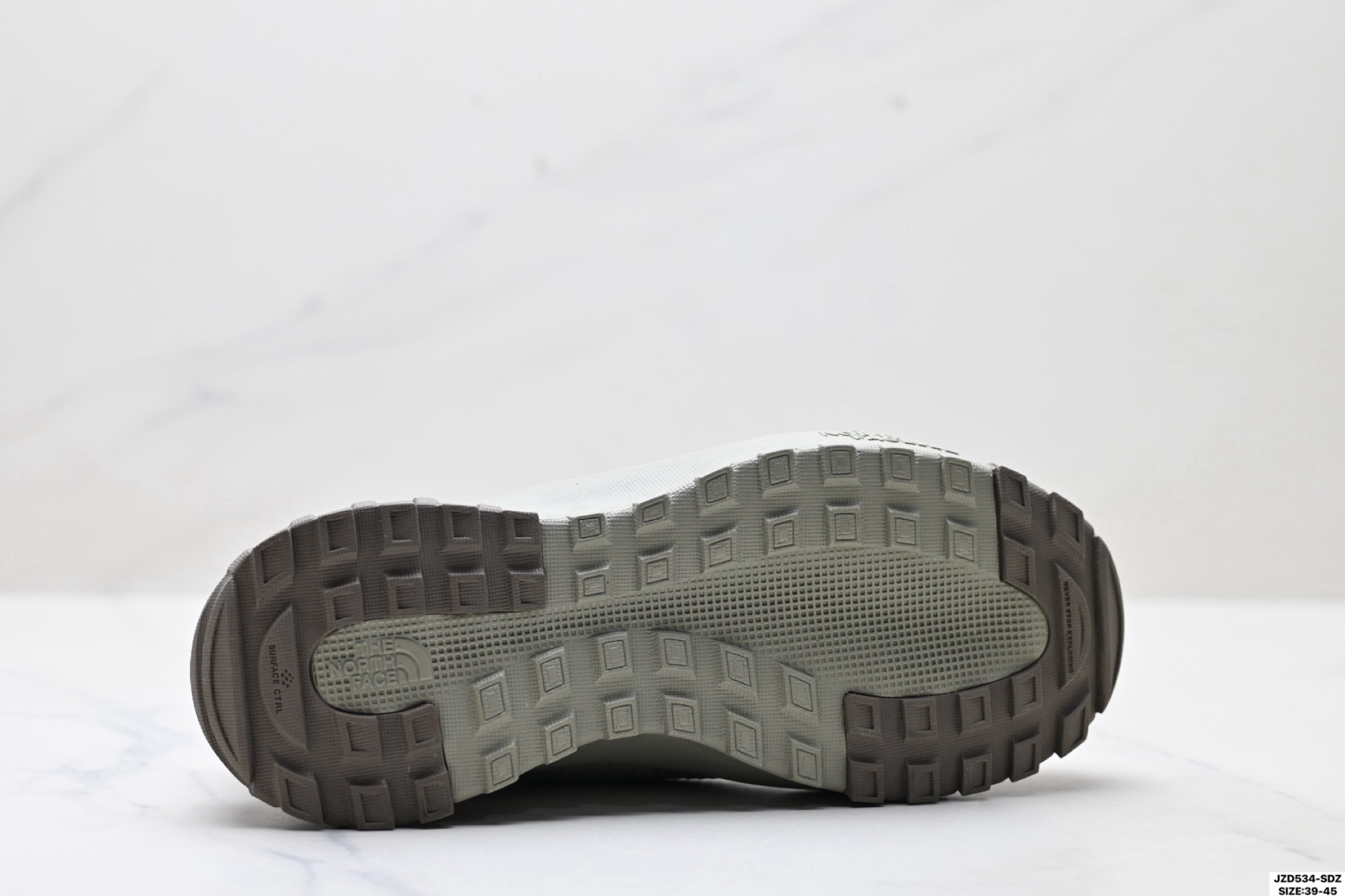 The North Face Never Stop: Comodidad y Estilo Casual en Cada Paso 10 i1754058861429 1418 0 8