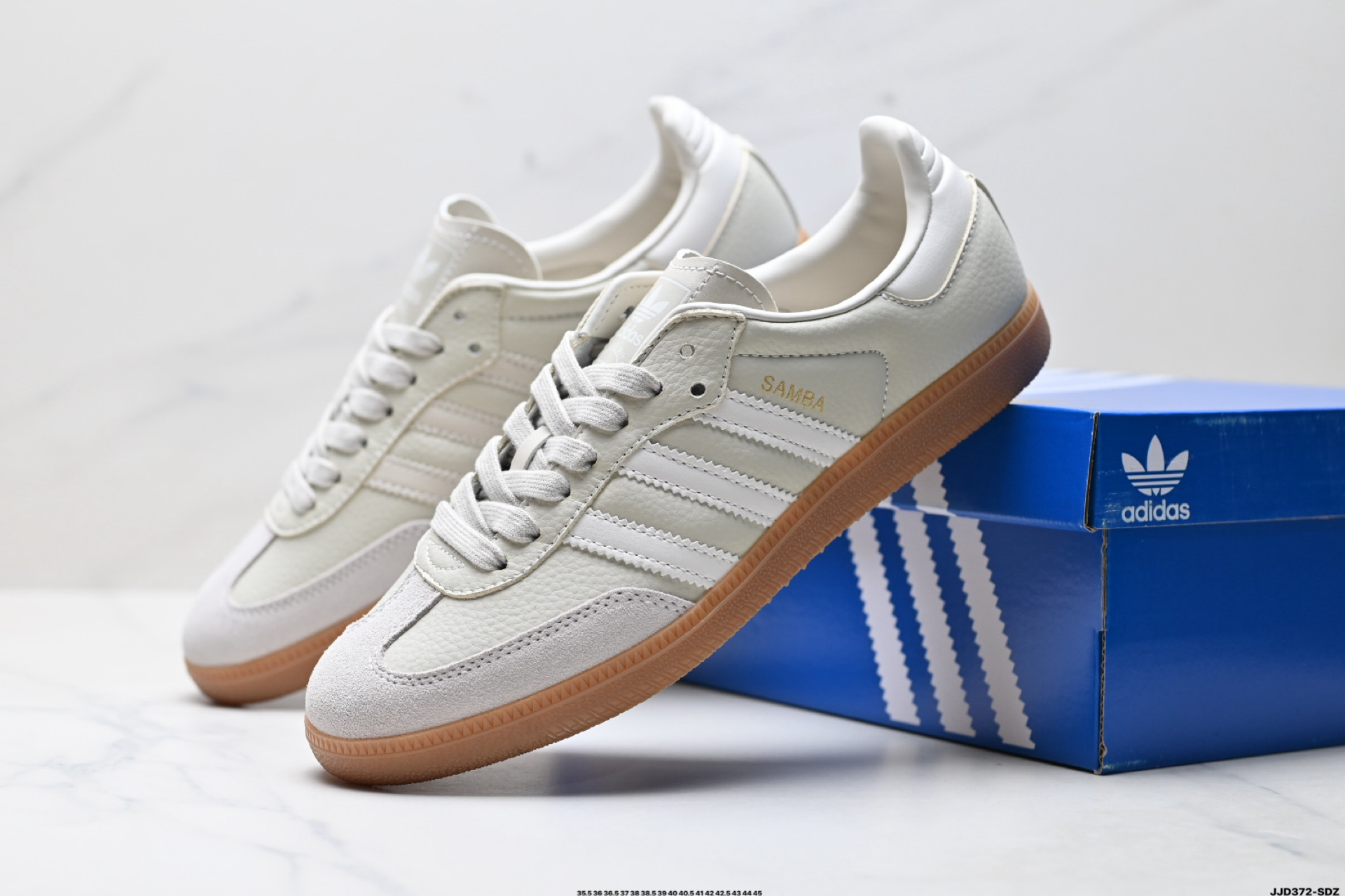 AdidOriginals Samba 桑巴舞系列阿迪达斯 三叶草 绅士德训足球风百搭低帮休闲运动板鞋 IE7013-莆田鞋,莆田鞋货源,高仿鞋,高仿鞋货源,安福档口,莆田高仿鞋,莆田鞋批发,高仿鞋批发,莆田高仿运动鞋,高仿运动鞋,莆田运动鞋 AdidOriginals Samba 桑巴舞系列阿迪达斯 三叶草 绅士德训足球风百搭低帮休闲运动板鞋 IE7013