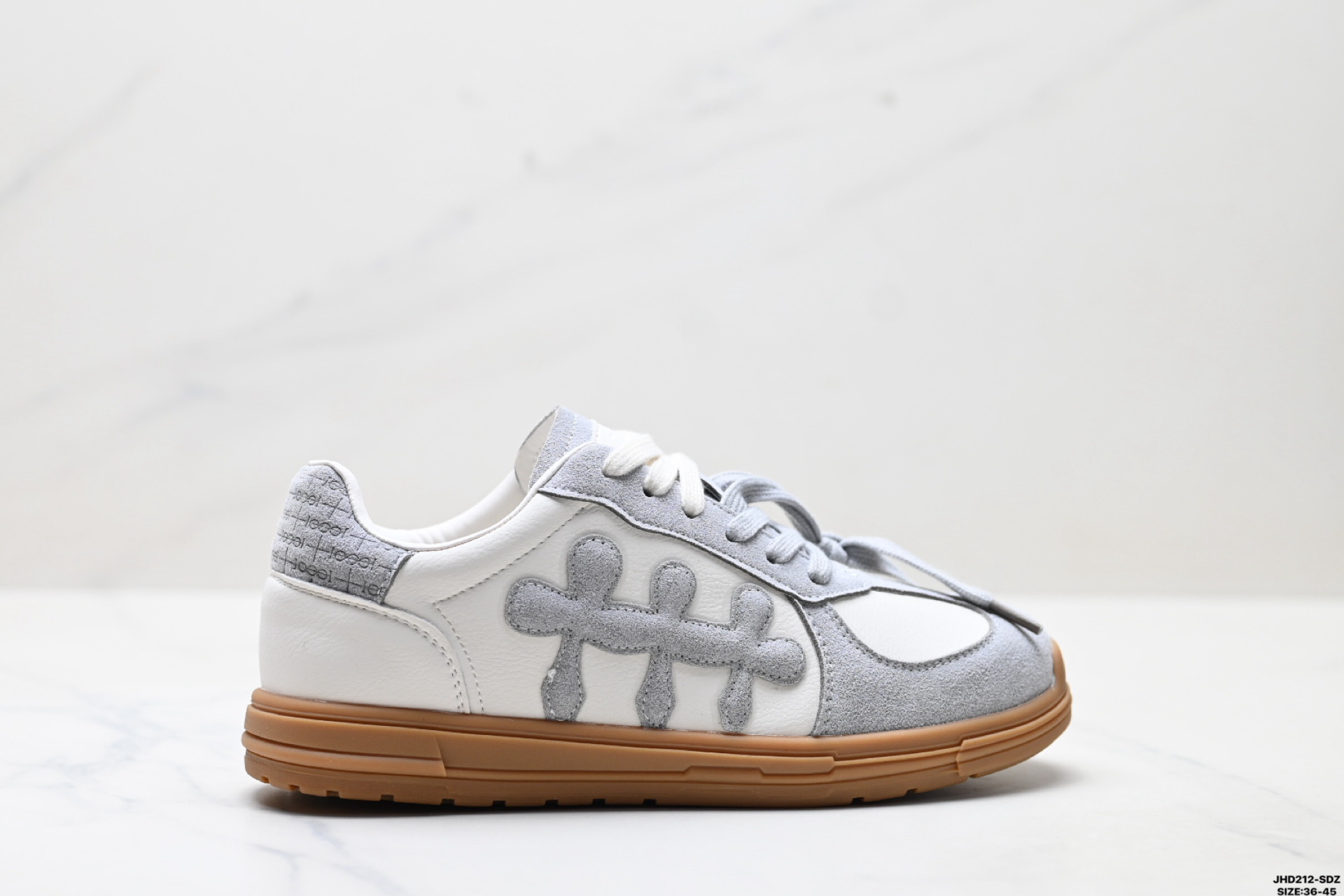 SHOBRAND 耐磨 轻便通勤 梅花 低帮板鞋 重塑德训鞋