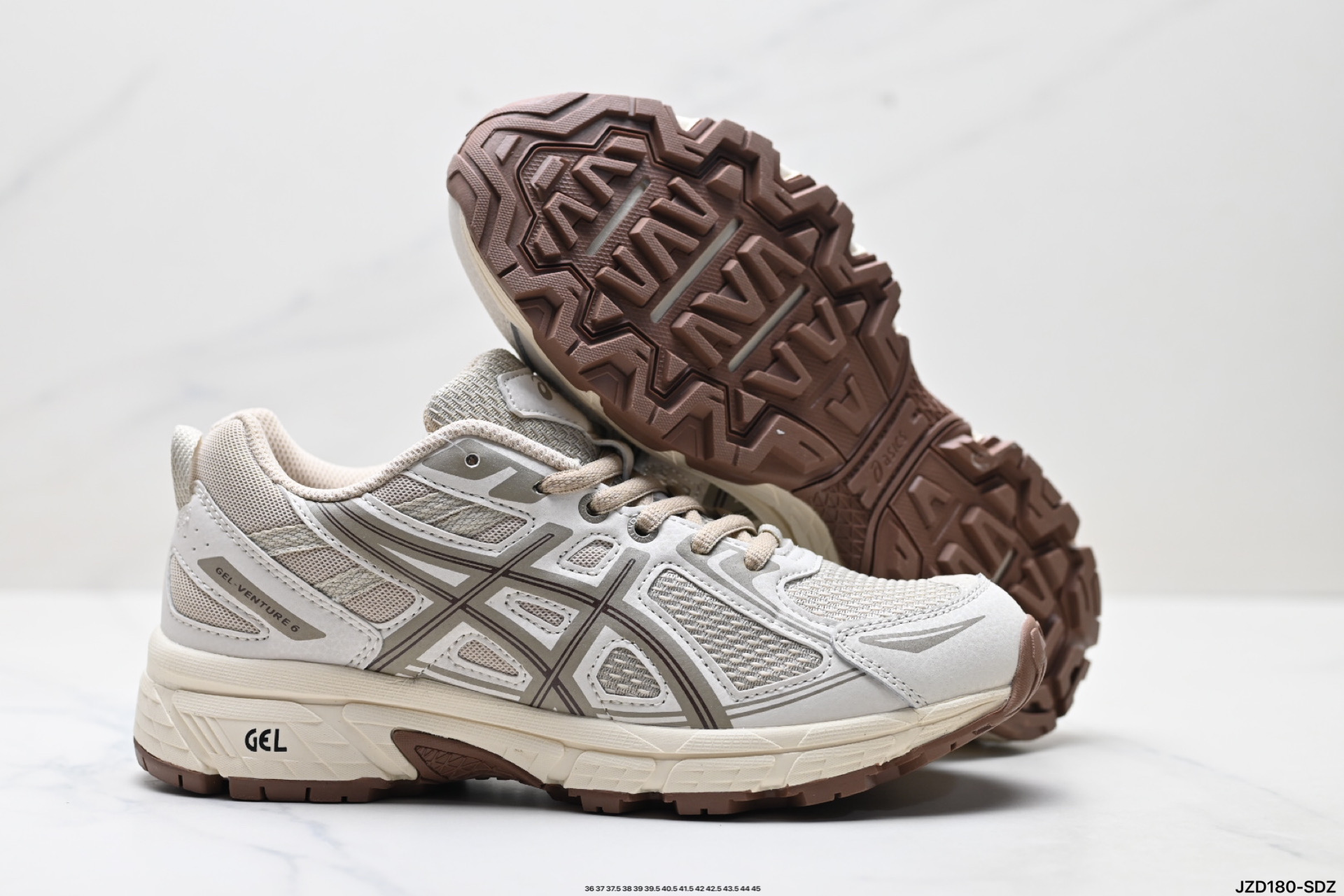 Asics Gel-Venture 6: Zapatillas Clásicas de Running para un Estilo Urbano y Funcional 6 i1754063988619 1258 0 4
