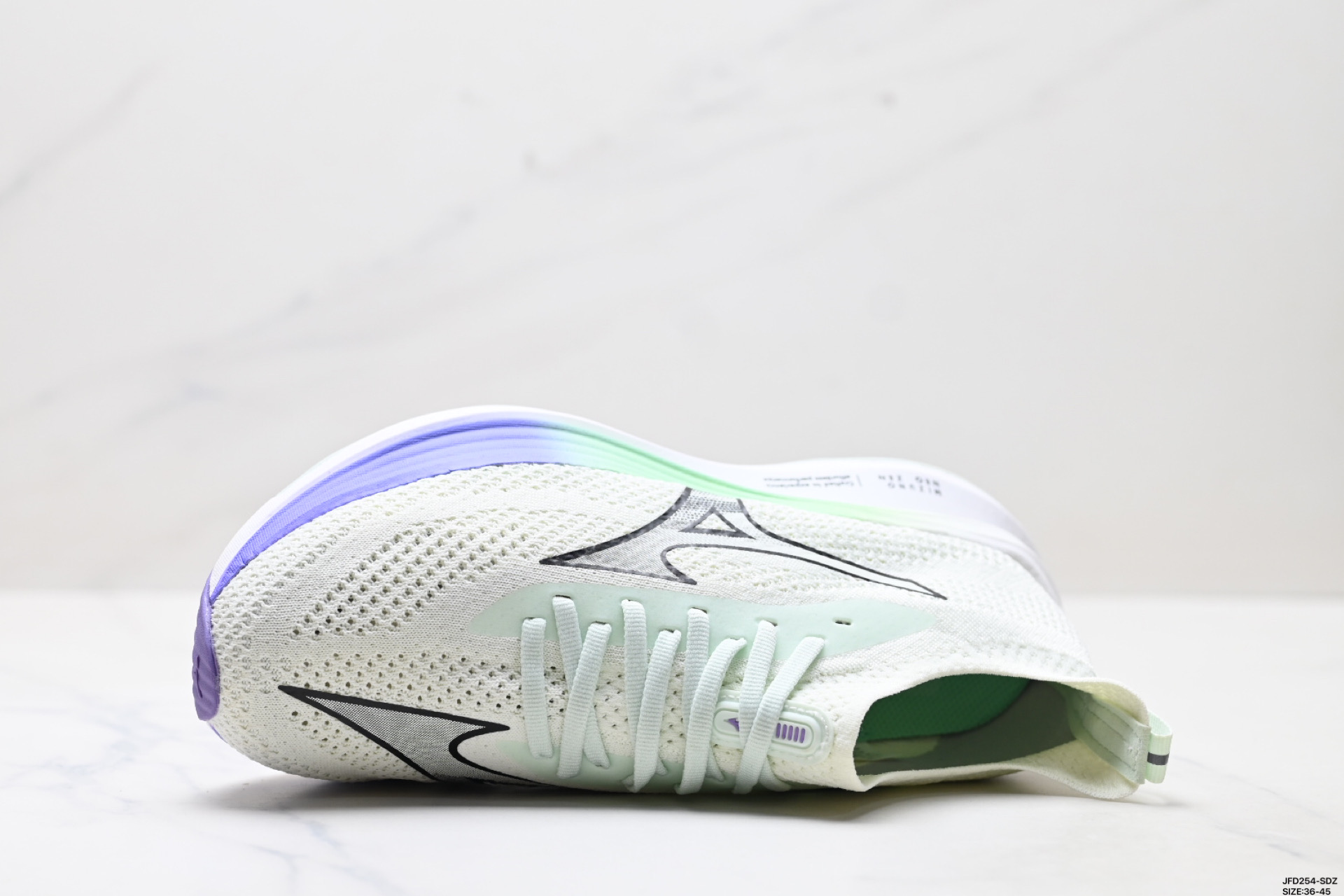 Mizuno Neozen: Comodidad y Rendimiento en Cada Paso para tus Carreras 3 i1754064896525 3176 0 1