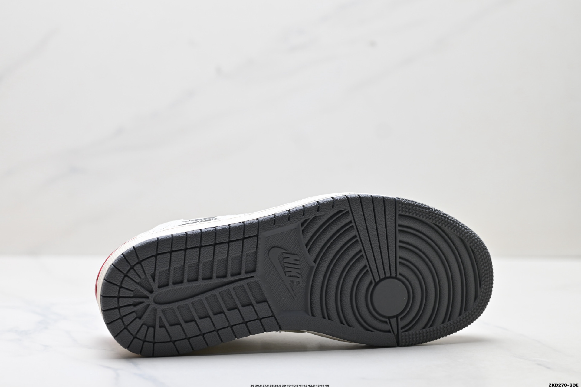 Nike Air Jordan 1 x Travis Scott AJ1倒勾 乔一倒钩 ‘DIY’定制 耐克 低帮文化篮球鞋  QW5088-201-莆田鞋,莆田鞋货源,高仿鞋,高仿鞋货源,安福档口,莆田高仿鞋,莆田鞋批发,高仿鞋批发,莆田高仿运动鞋,高仿运动鞋,莆田运动鞋 Nike Air Jordan 1 x Travis Scott AJ1倒勾 乔一倒钩 ‘DIY’定制 耐克 低帮文化篮球鞋  QW5088-201