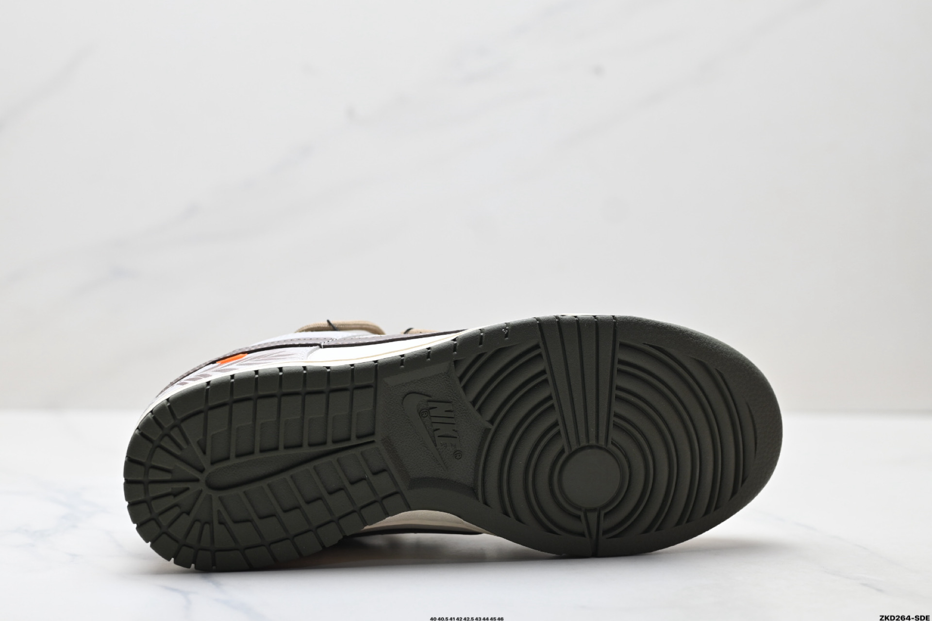 Nike Dunk Low Retro Custom: Estilo y comodidad en cada paso 10 i1754149897043 244 0 8