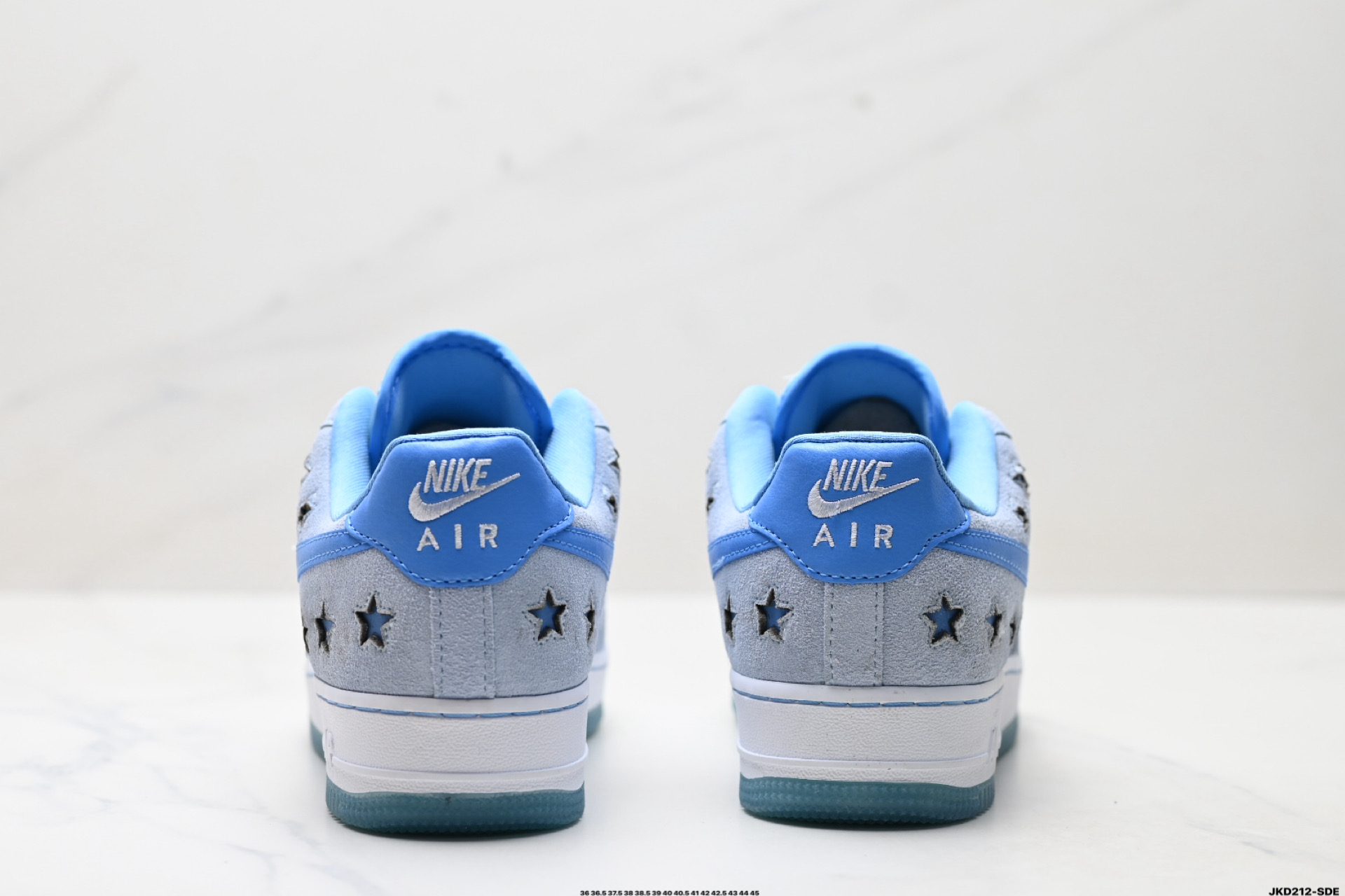 耐克Nike AIR FORCE 1‘07 空军一号低帮百搭休闲运动板鞋 HQ8051-400