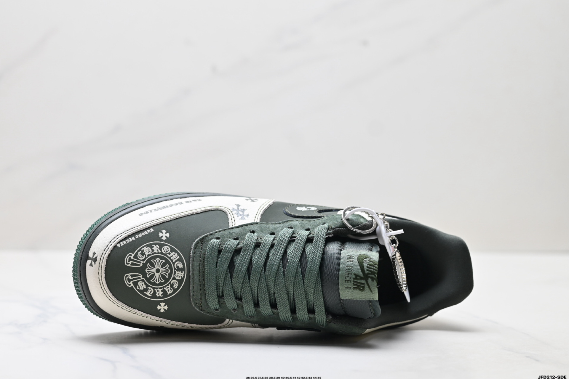 NIKE AIR FORCE 1‘07  KK1988-029