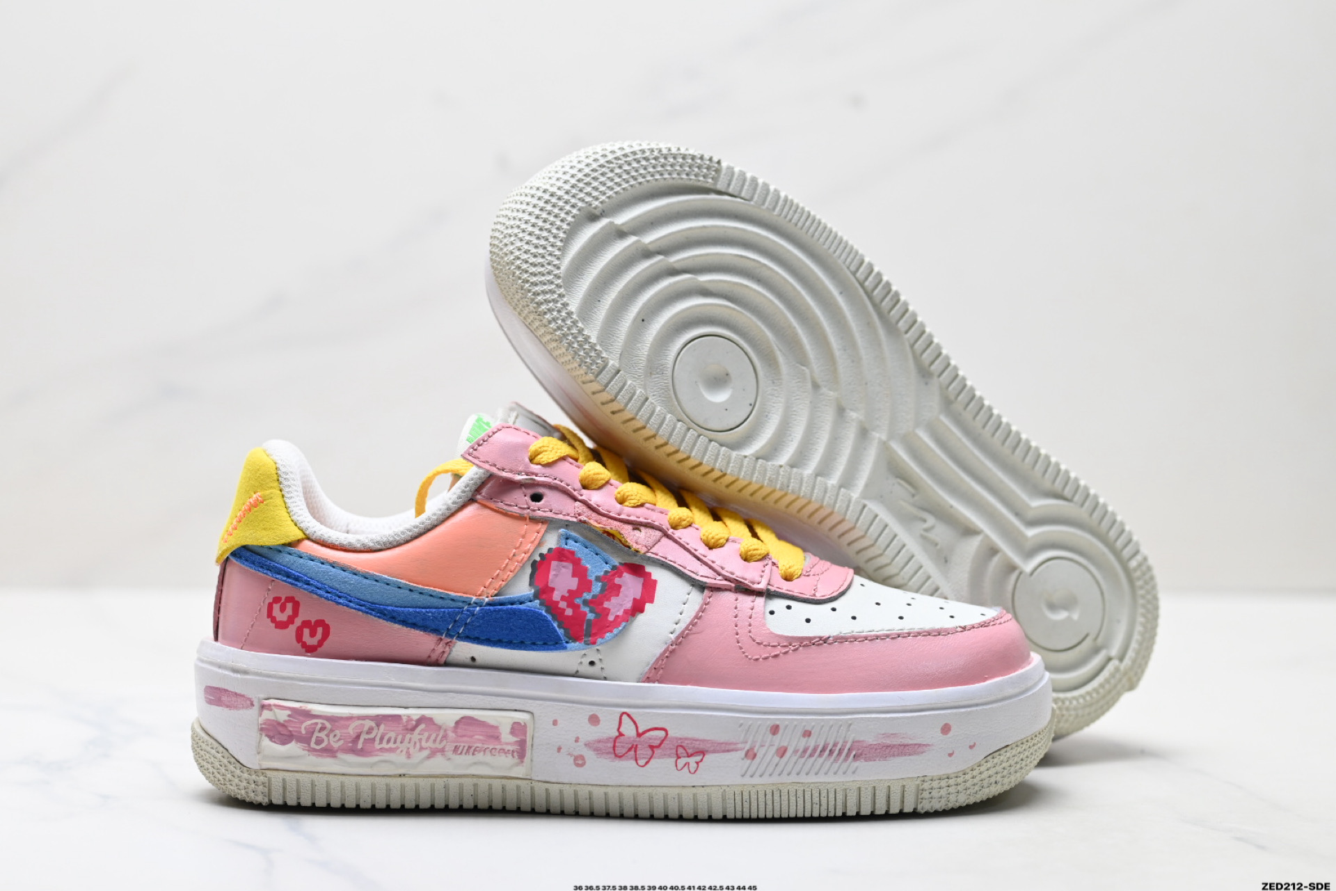 NIKE AIR FORCE 1‘07  DV3211-001