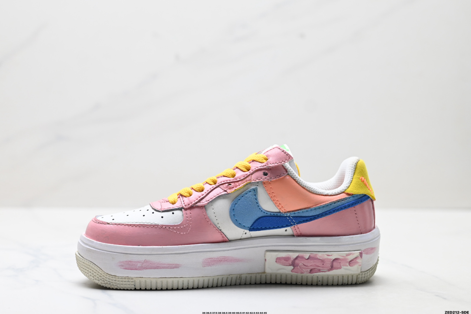 NIKE AIR FORCE 1‘07  DV3211-001