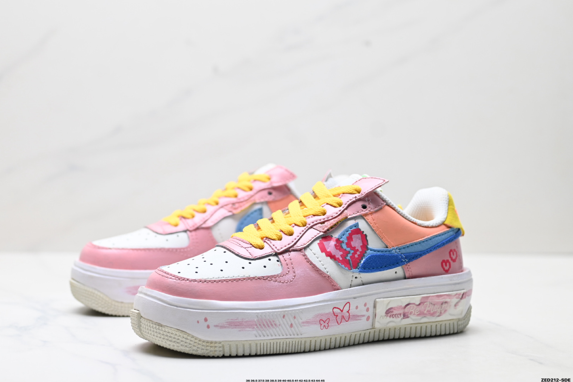 NIKE AIR FORCE 1‘07  DV3211-001