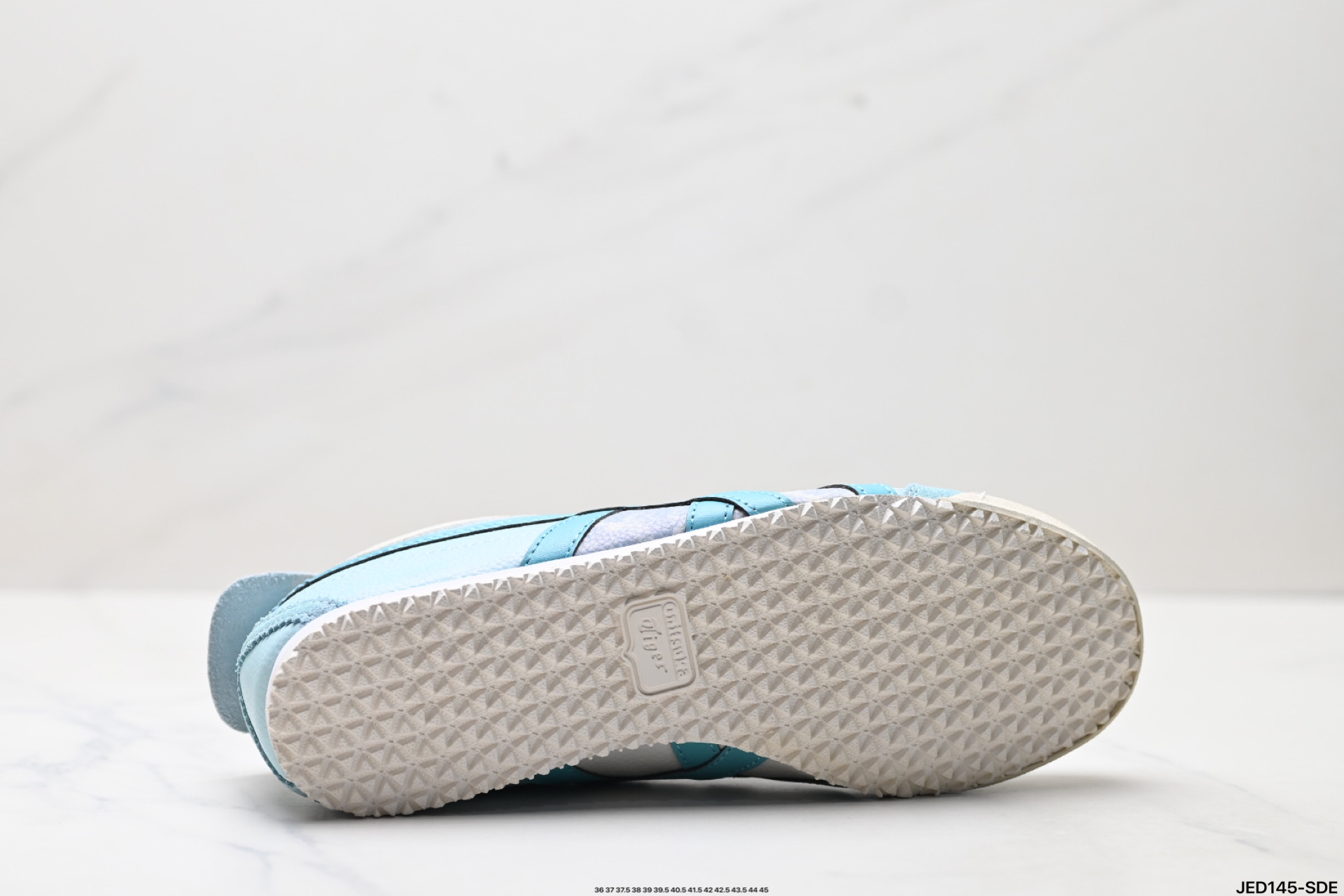 Onitsuka Tiger NIPPON MADE 鬼冢虎手工鞋系列 1183A201-250