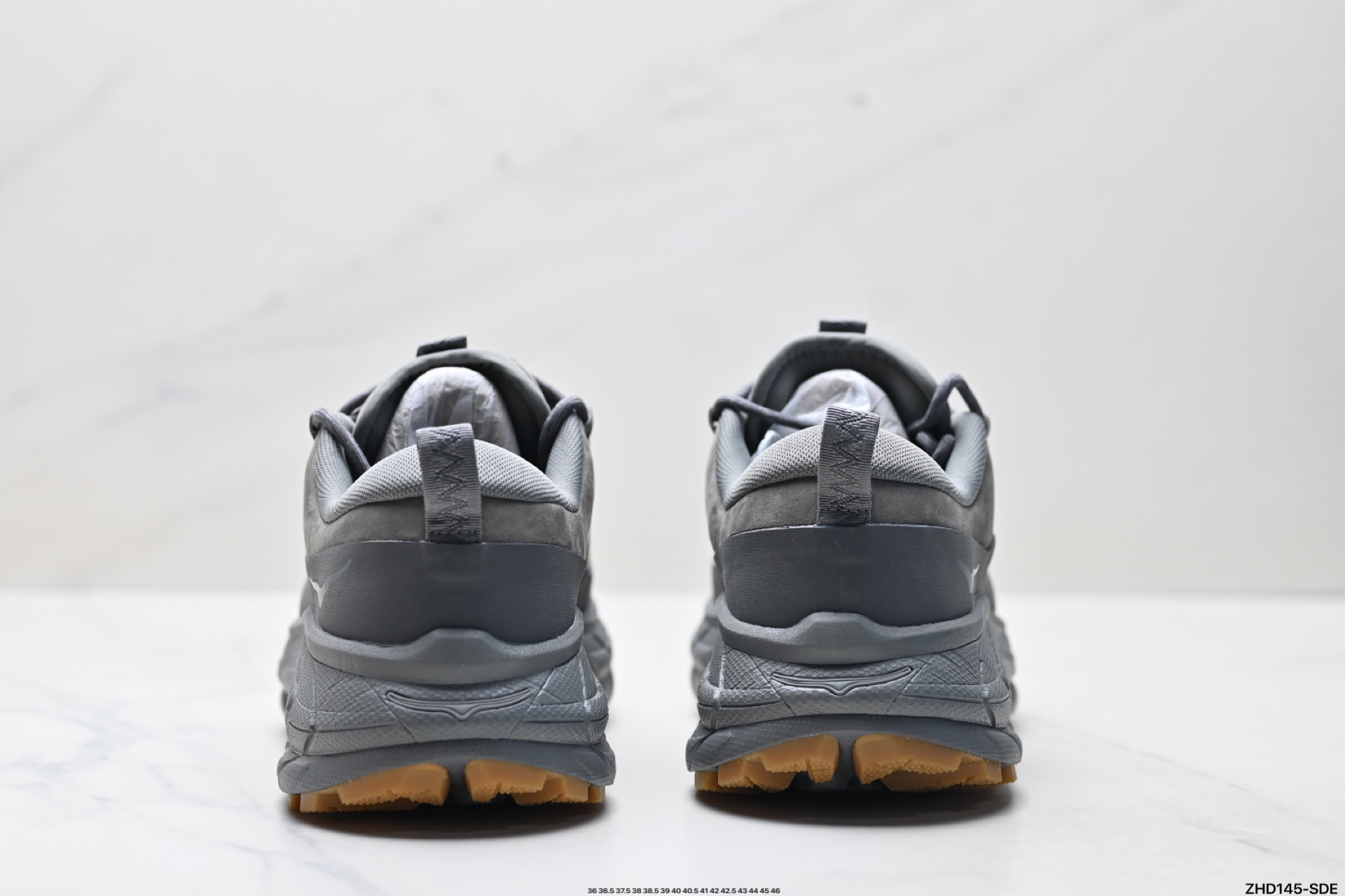 Hoka One One Tor Summit: Comodidad y Estilo para Correr y Uso Diario 7 i1754151686337 9220 0 5
