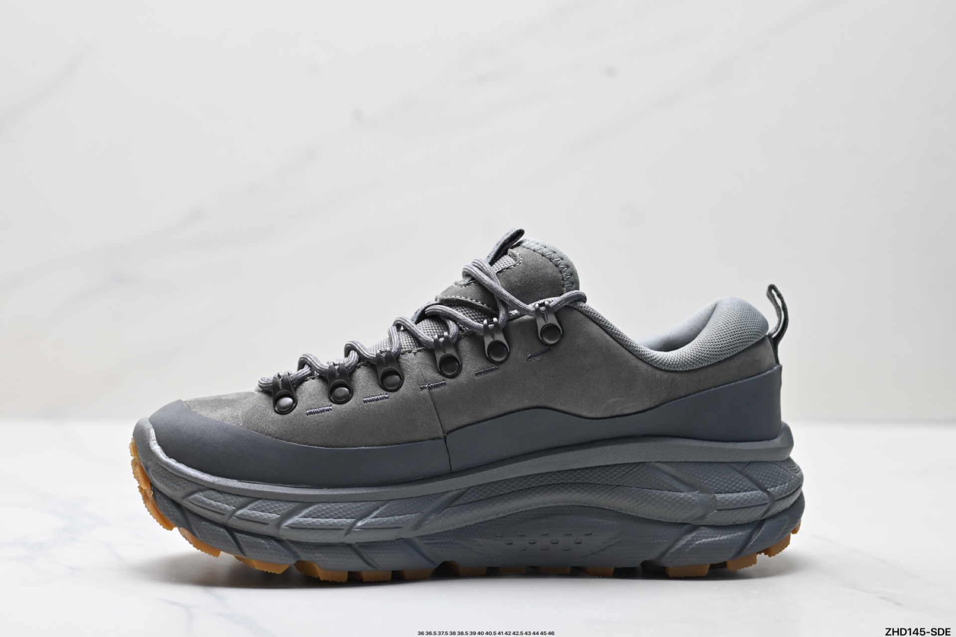 Hoka One One Tor Summit: Comodidad y Estilo para Correr y Uso Diario 4 i1754151686628 1823 0 2
