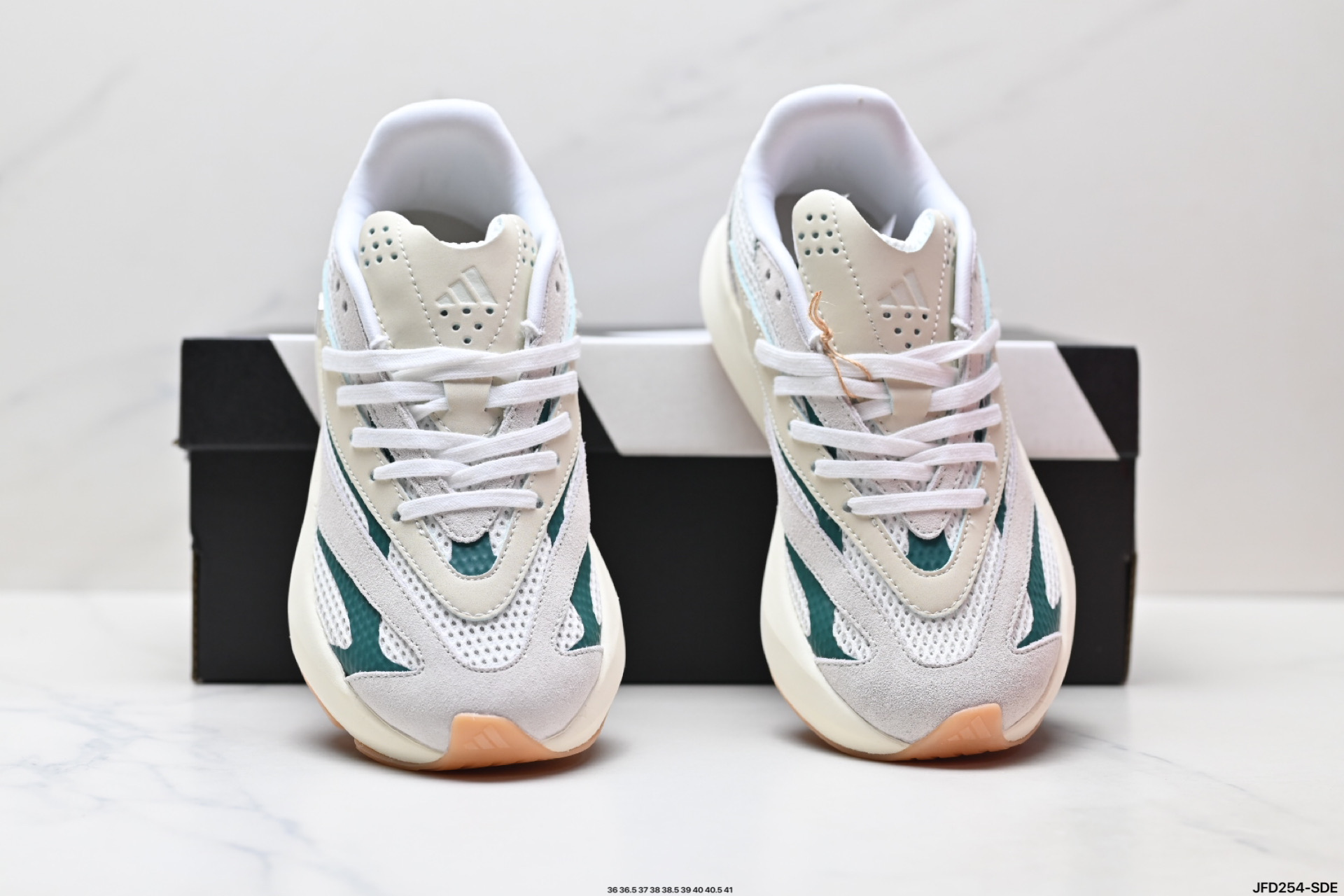 AdidLIGHTBLAZE 舒适防滑 新款阿迪达斯低帮跑步鞋  JH6961-莆田鞋,莆田鞋货源,高仿鞋,高仿鞋货源,安福档口,莆田高仿鞋,莆田鞋批发,高仿鞋批发,莆田高仿运动鞋,高仿运动鞋,莆田运动鞋 AdidLIGHTBLAZE 舒适防滑 新款阿迪达斯低帮跑步鞋  JH6961