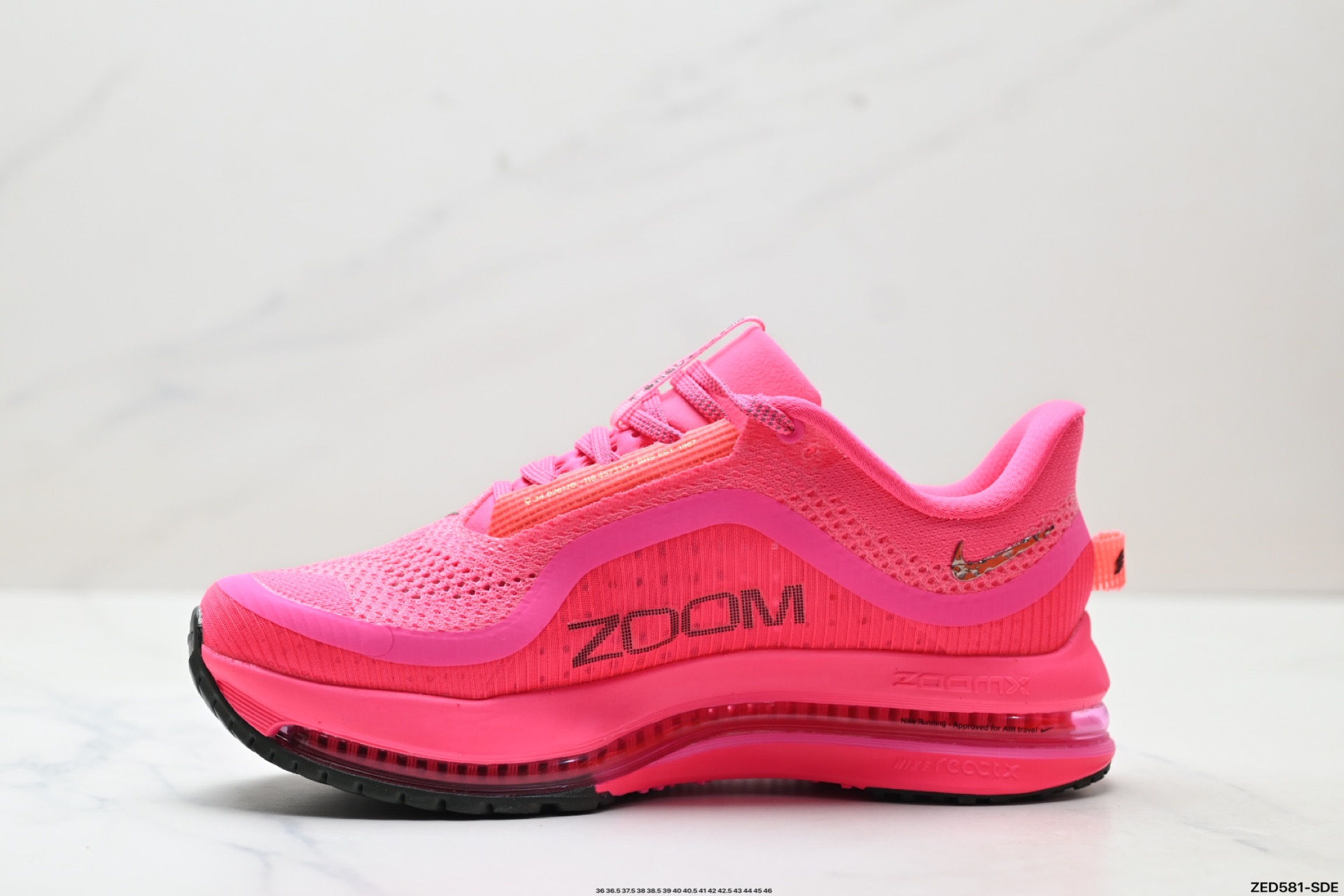 Nike Air Zoom Pegasus Premium: Amortiguación y Estilo para tus Carreras Diarias 4 i1754152154447 3565 0 2