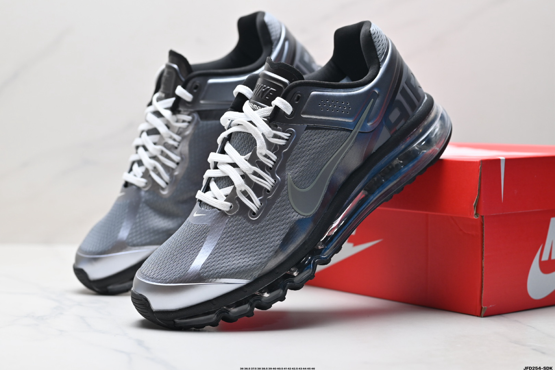 Nike Air Max 2013 联名气垫跑鞋 整体依旧以Stussy标志性的麻布编织材质覆盖 HQ3481-099-莆田鞋,莆田鞋货源,高仿鞋,高仿鞋货源,安福档口,莆田高仿鞋,莆田鞋批发,高仿鞋批发,莆田高仿运动鞋,高仿运动鞋,莆田运动鞋 Nike Air Max 2013 联名气垫跑鞋 整体依旧以Stussy标志性的麻布编织材质覆盖 HQ3481-099