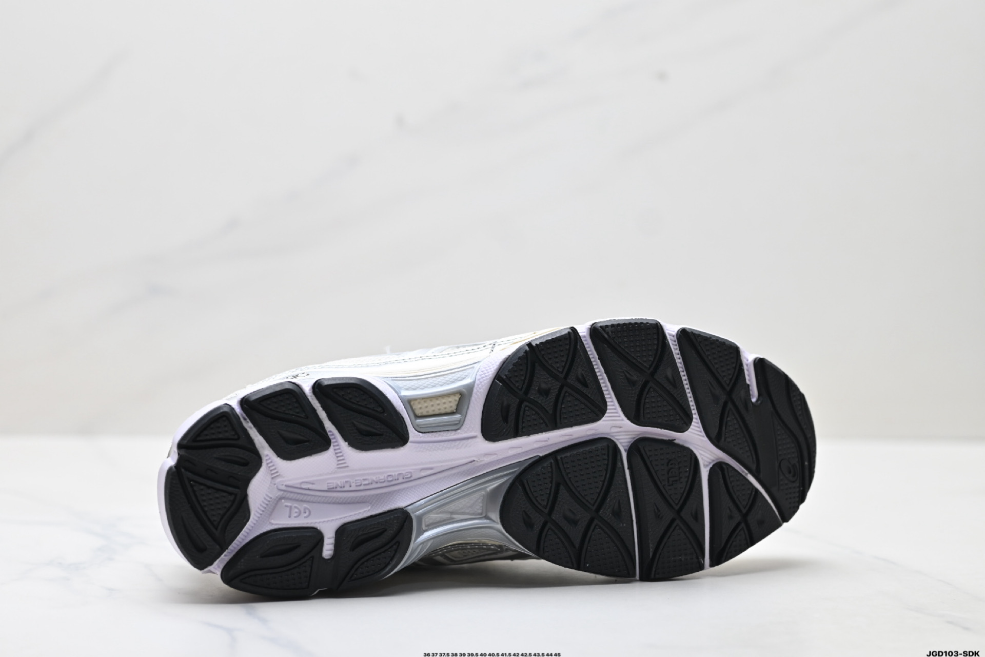 ASICS GEL-N亚瑟士 透气网眼鞋面 更加耐磨 1201A789-105