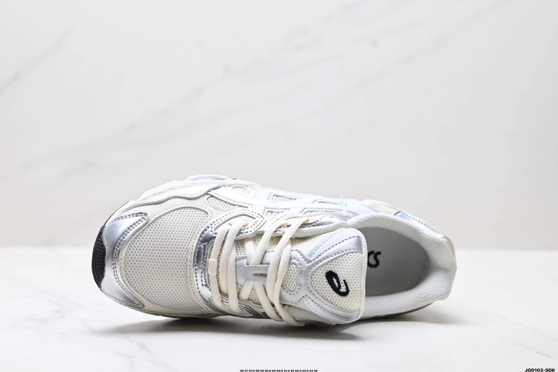 ASICS GEL-N亚瑟士 透气网眼鞋面 更加耐磨 1201A789-105