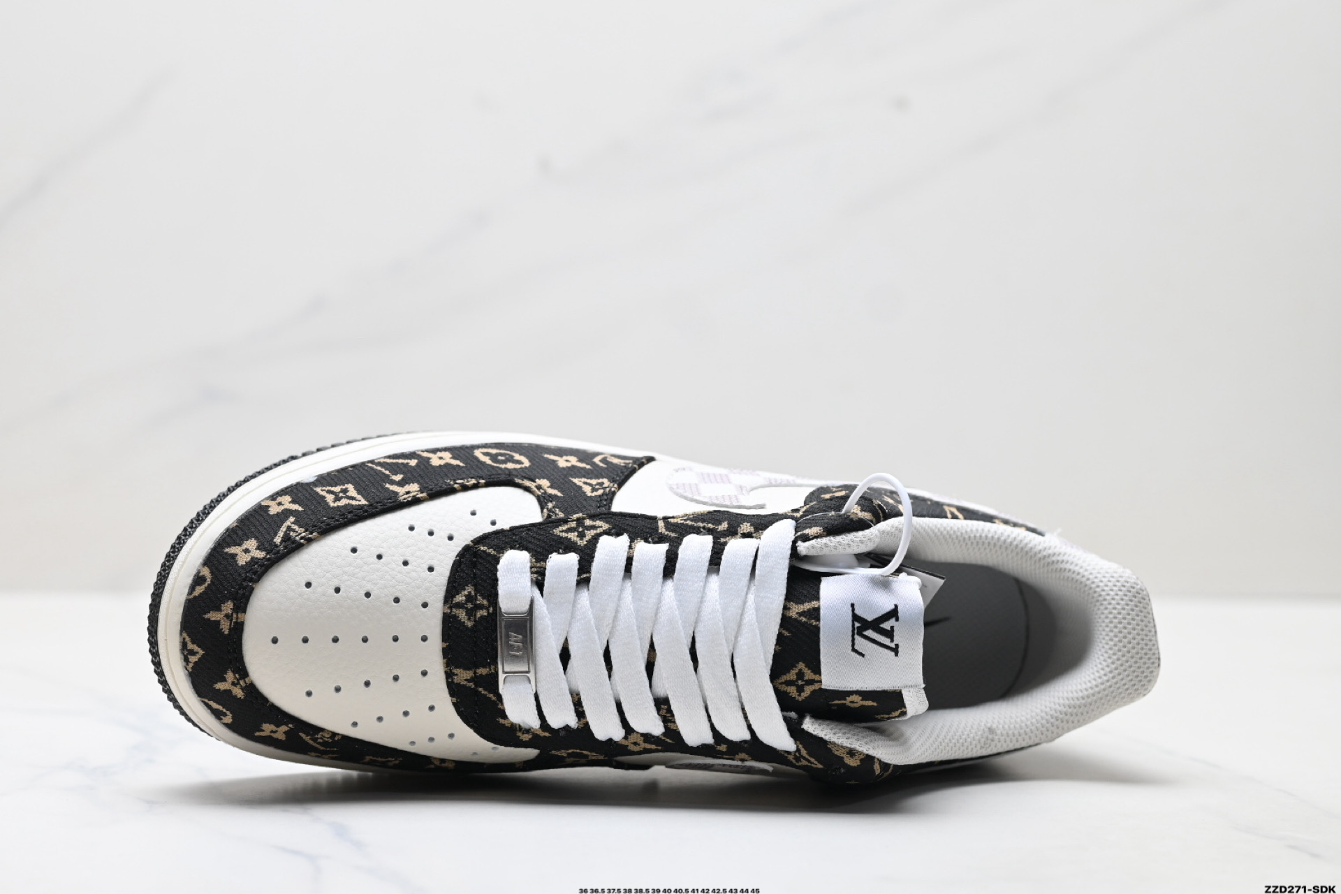 NIKE AIR FORCE 1‘07 LV8  BZ6880-104