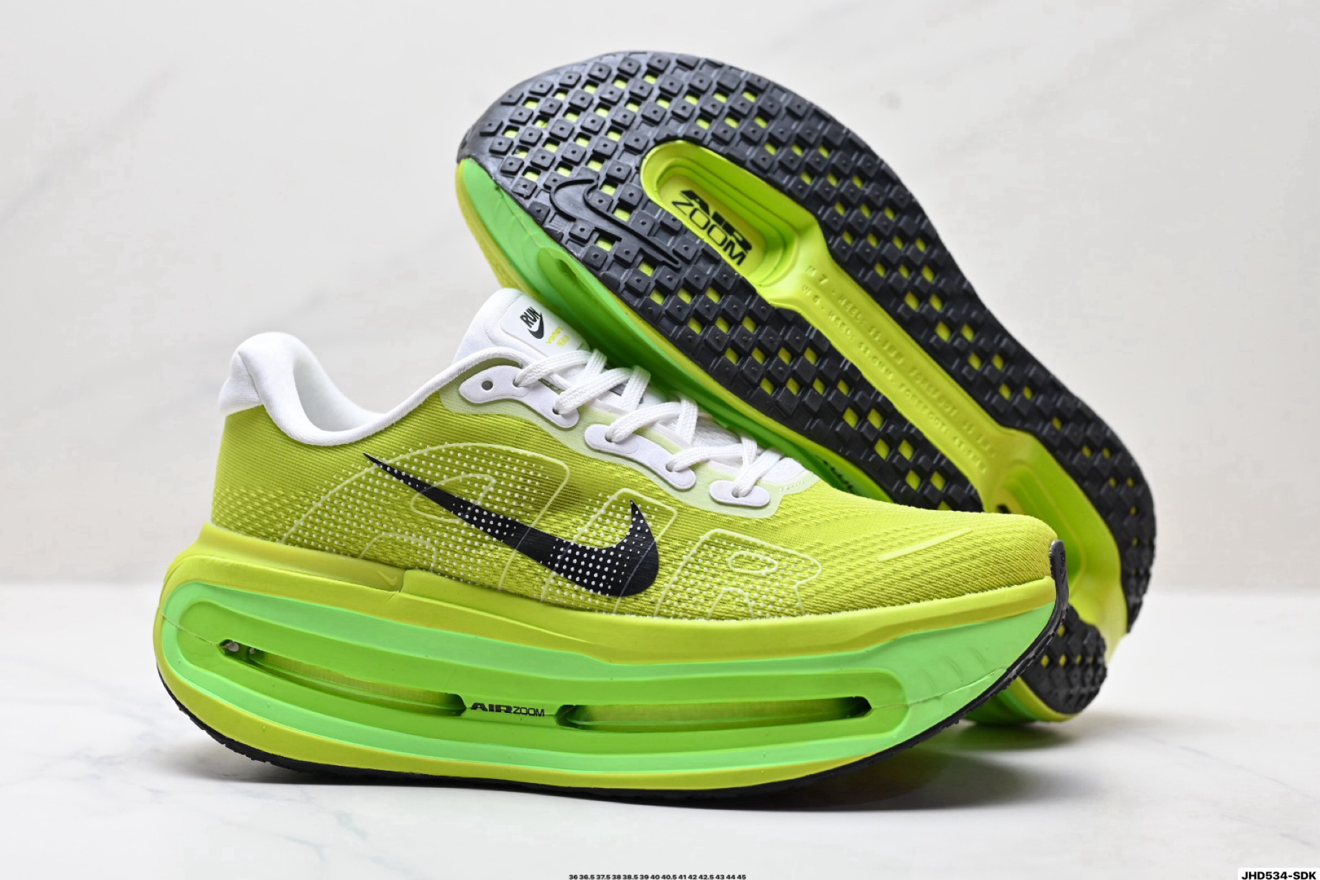 Nike Vomero Premium: Comodidad y Amortiguación para tus Carreras Diarias 6 i1754290305940 4133 0 4