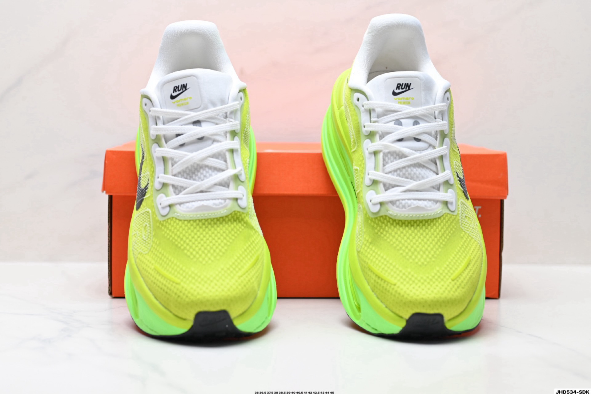 Nike Vomero Premium: Comodidad y Amortiguación para tus Carreras Diarias 8 i1754290305941 4494 0 6