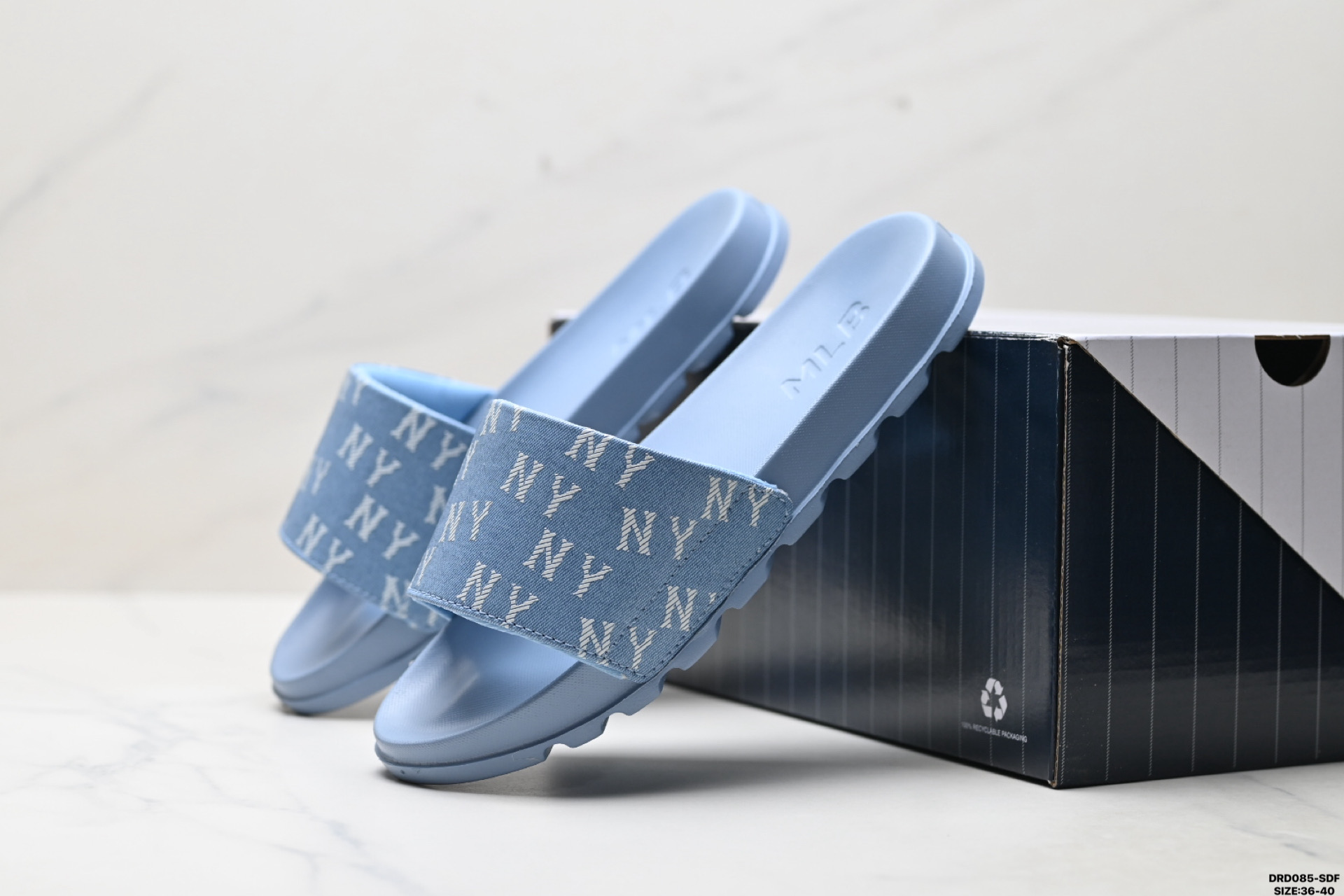 MLB MOUNDER MONOGRAM 舒适柔软 防磨一字拖鞋 3ALPSDM53