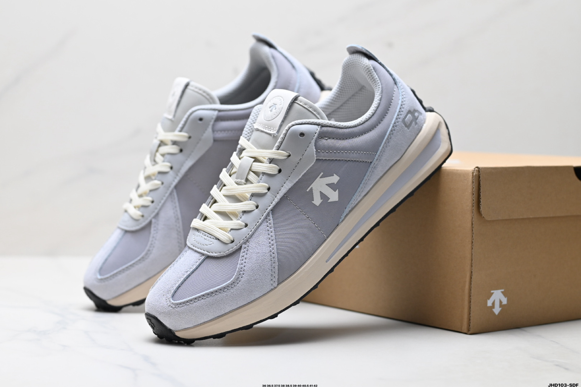 DESCENTE迪桑特 CHRON TRAINER系列 运动休闲鞋 D5232LSN15