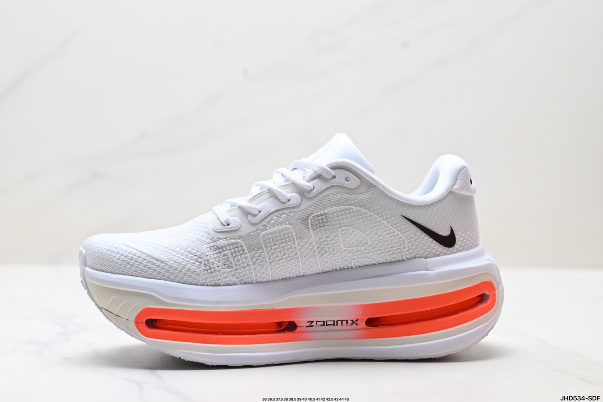 200 Nike VOMERO PREMIUM 耐克 舒适减震防滑 低帮跑步鞋  HQ2050-631
