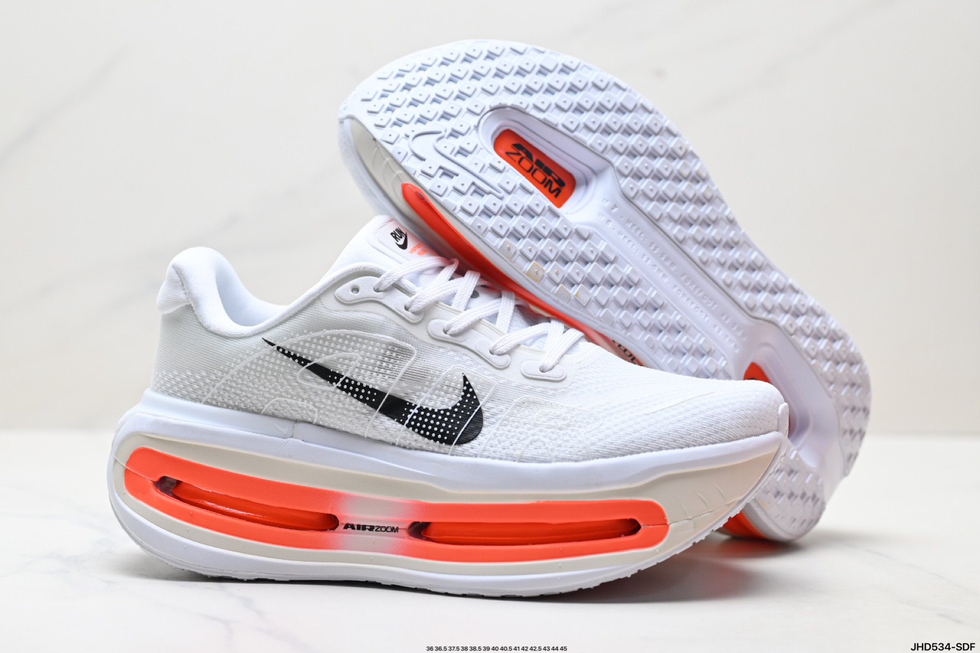 200 Nike VOMERO PREMIUM 耐克 舒适减震防滑 低帮跑步鞋  HQ2050-631