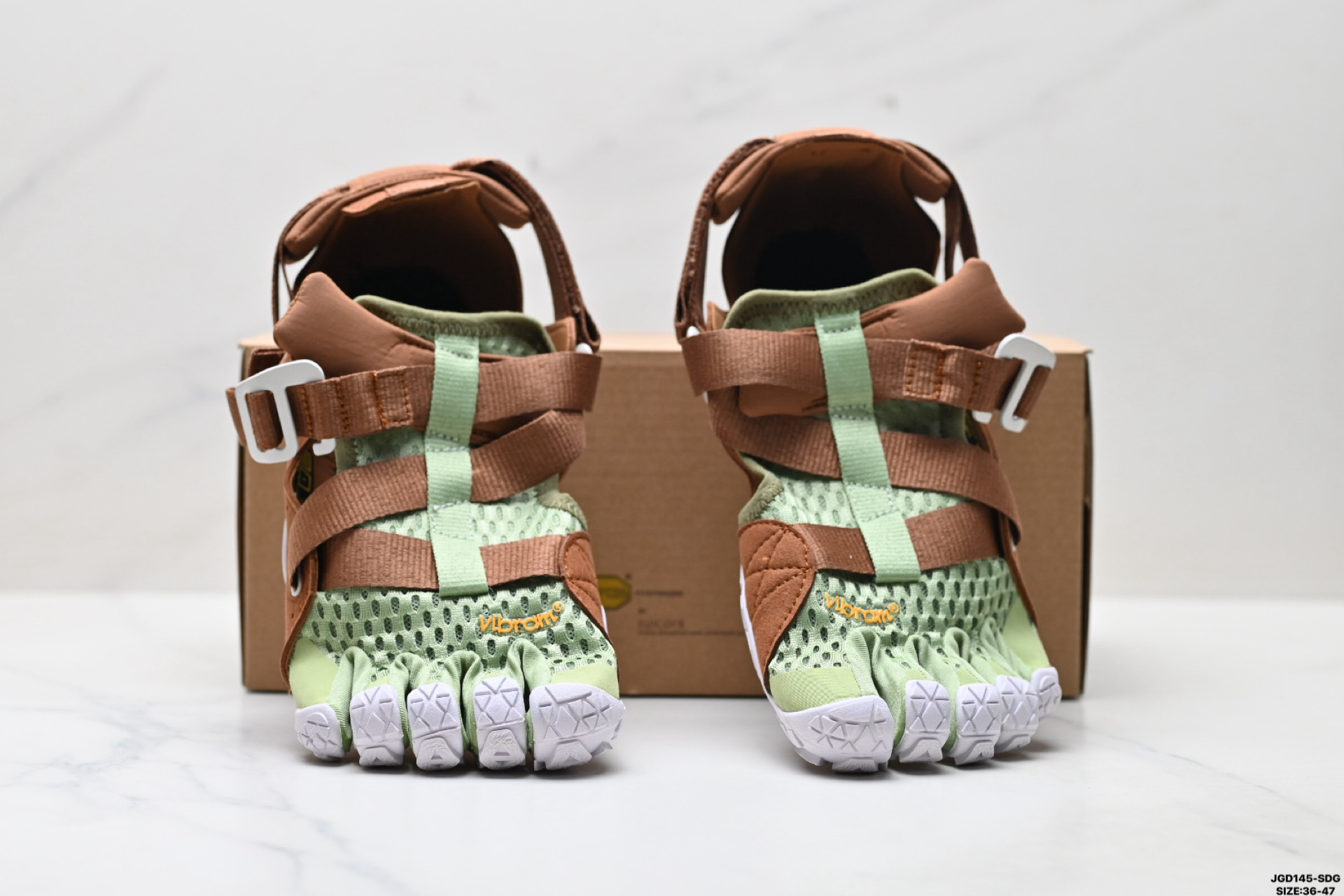 SUICOKE 五指鞋 套脚 防滑 低帮 运动 沙滩鞋 SUICOKE是日本一家运动休闲凉鞋品牌  S20MLC1