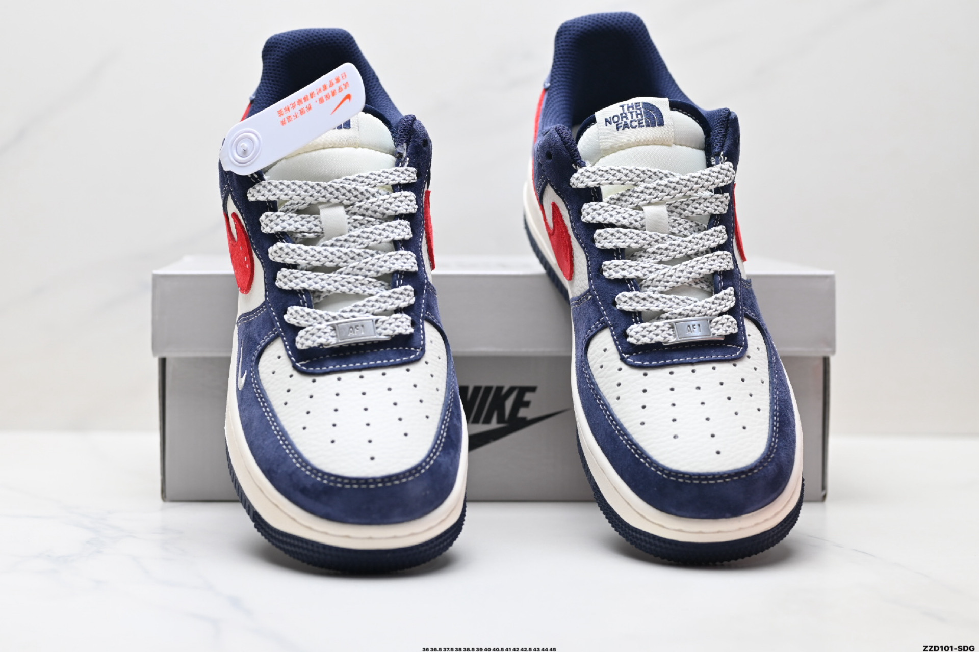 NIKE AIR FORCE 1‘07 LV8  HS8068-045