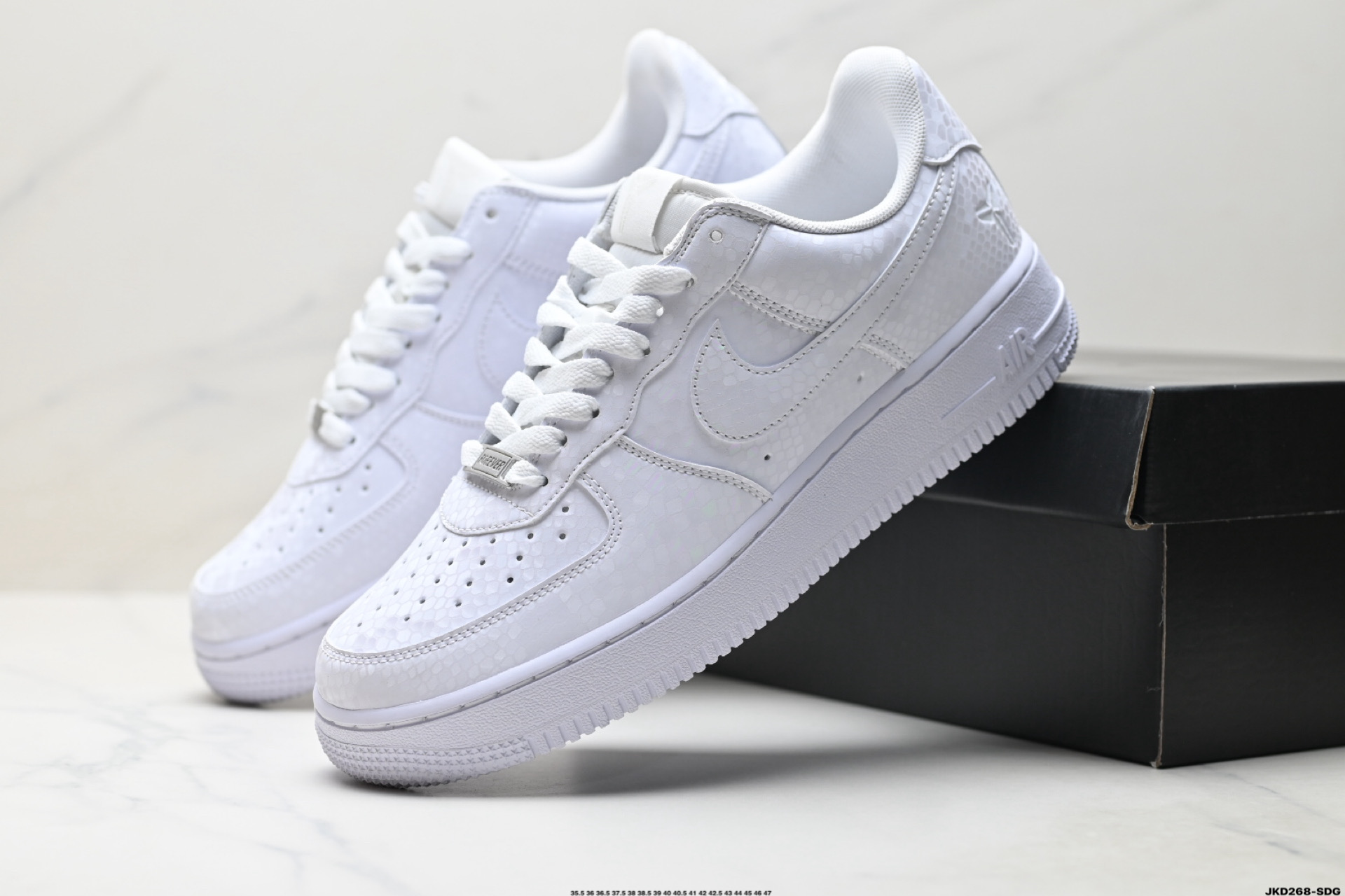 耐克Nike AIR FORCE 1‘07 空军一号低帮百搭休闲运动板鞋 IB0018-100-莆田鞋,莆田鞋货源,高仿鞋,高仿鞋货源,安福档口,莆田高仿鞋,莆田鞋批发,高仿鞋批发,莆田高仿运动鞋,高仿运动鞋,莆田运动鞋 耐克Nike AIR FORCE 1‘07 空军一号低帮百搭休闲运动板鞋 IB0018-100