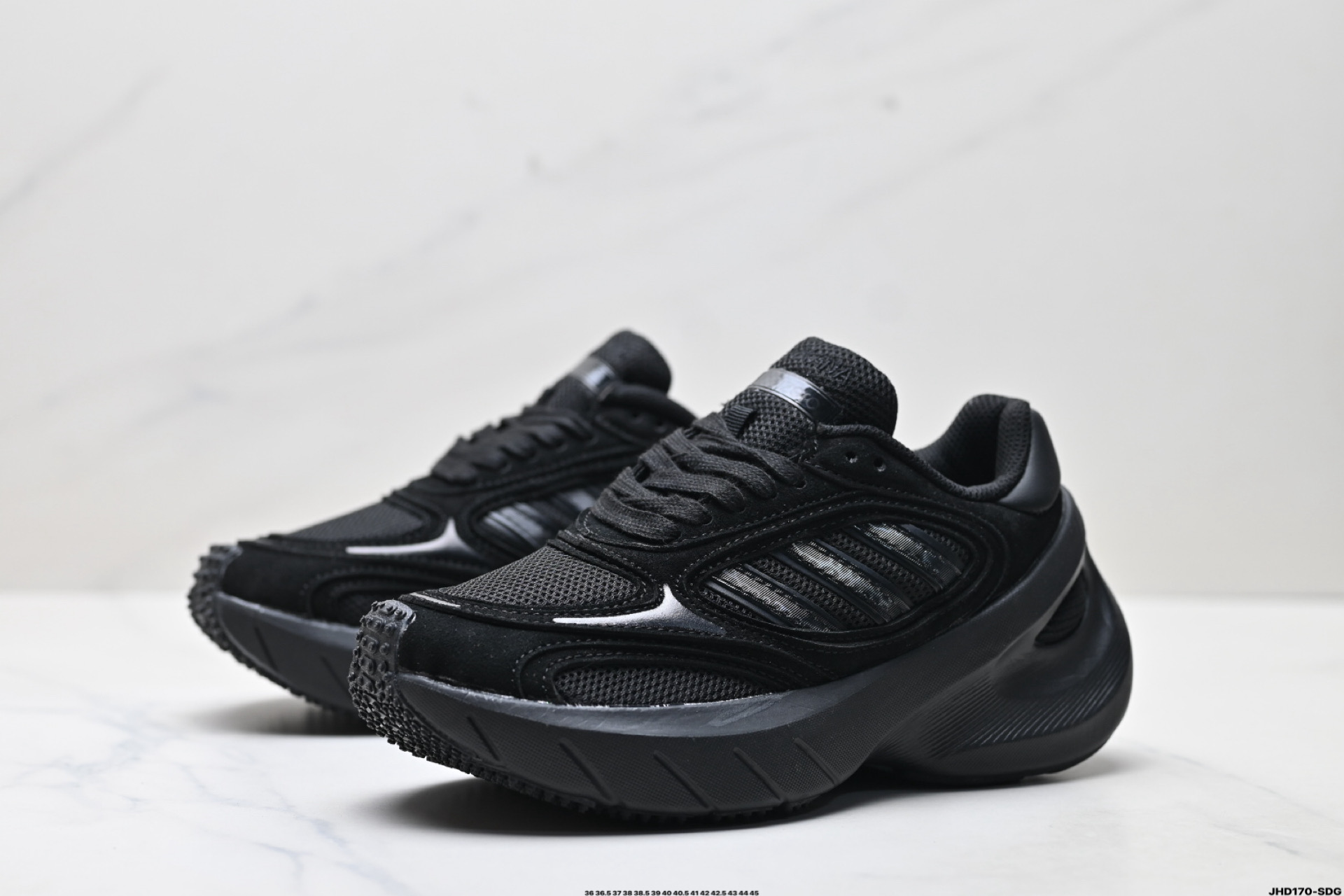 Adidas Adizero Goukana: Comodidad, Durabilidad y Estilo Casual en un Solo Calzado 5 i1754409730616 9527 0 3