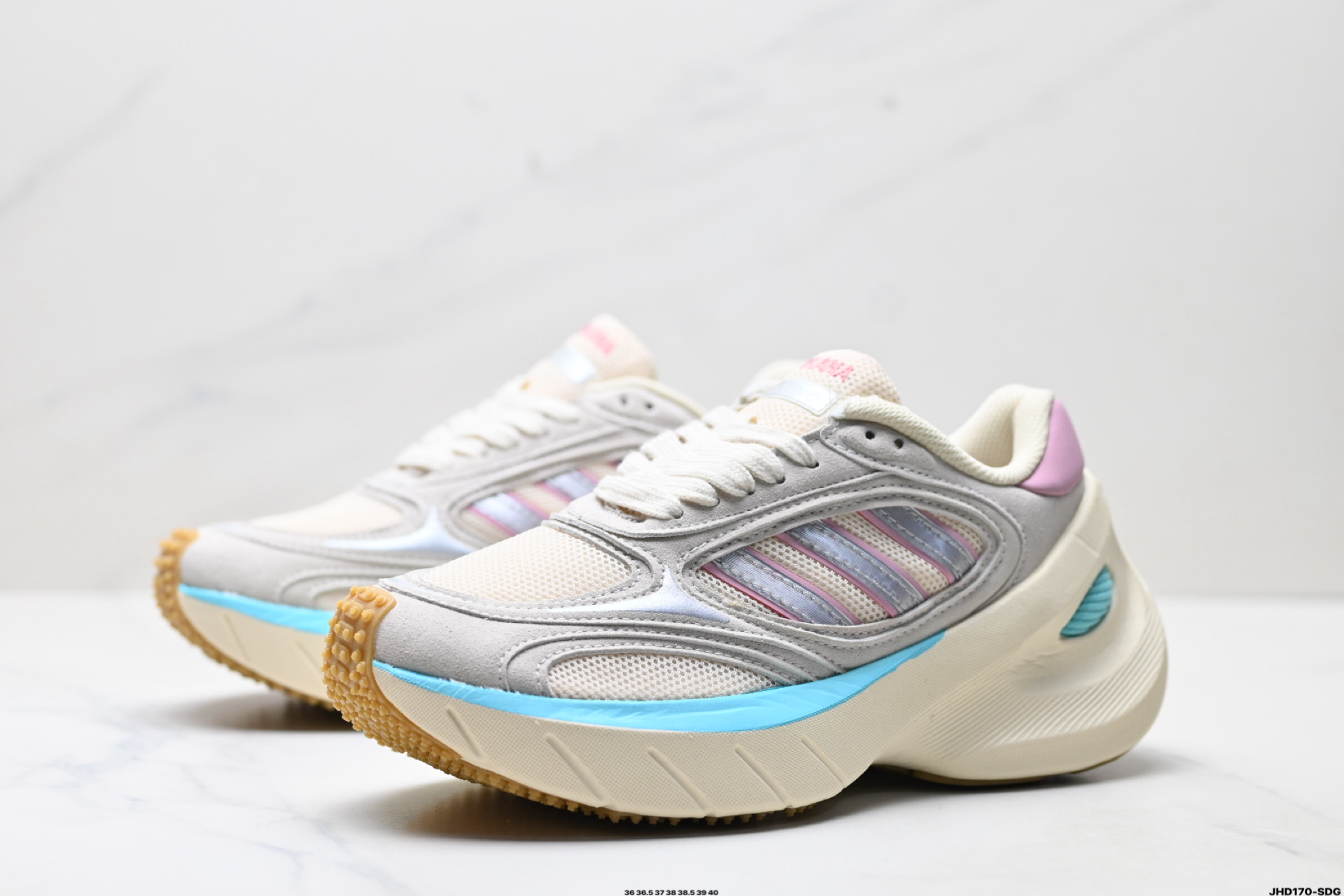Adidas Adizero Goukana: Comodidad y estilo casual para tu día a día 5 i1754409845796 5840 0 3